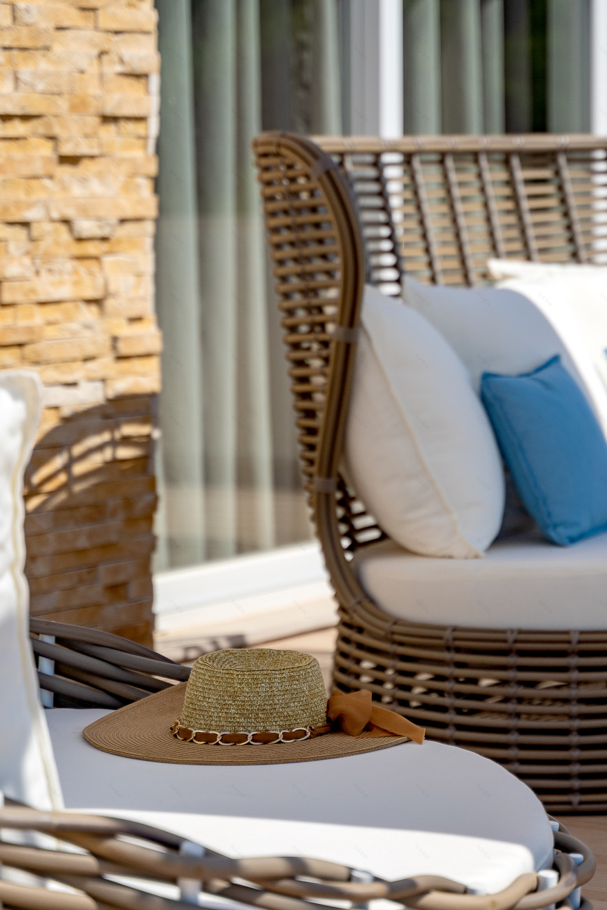 Simple Taste 团队打造的金色眼睛别墅室内设计-30