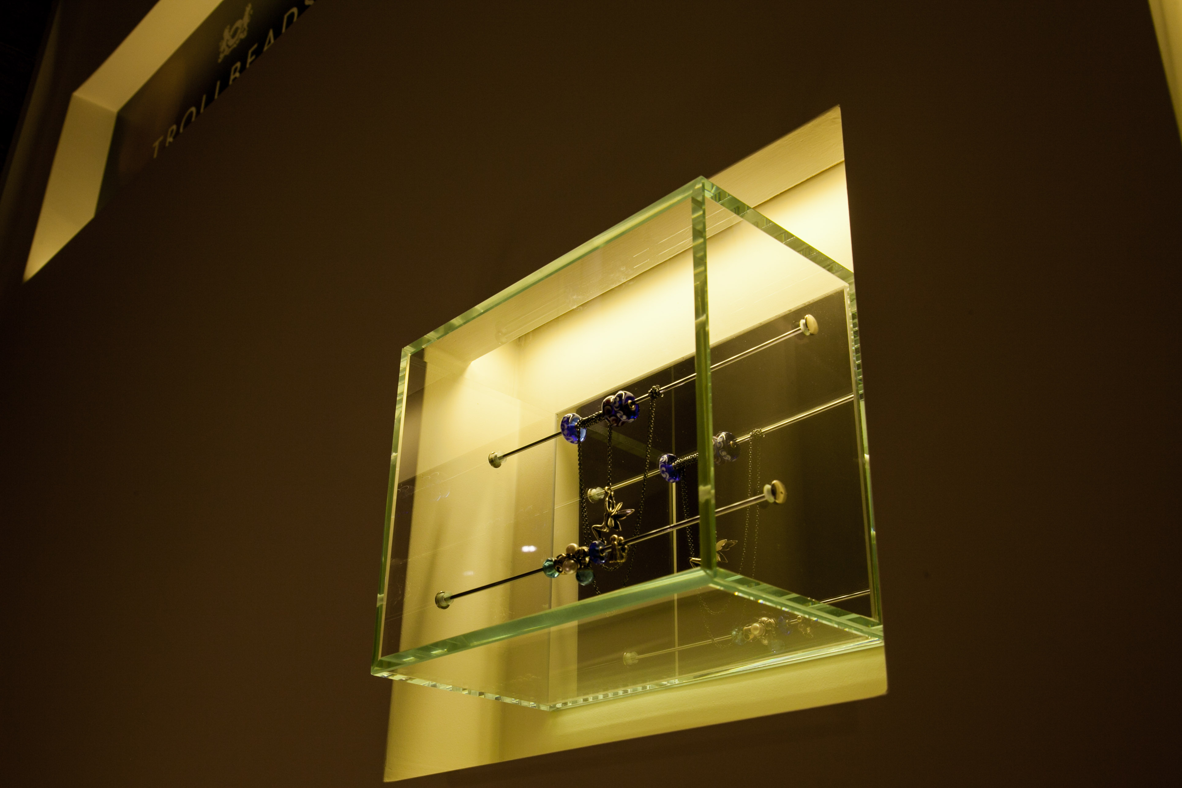 2016 年意大利 Bitonto Trollbeads 商店室内设计-5