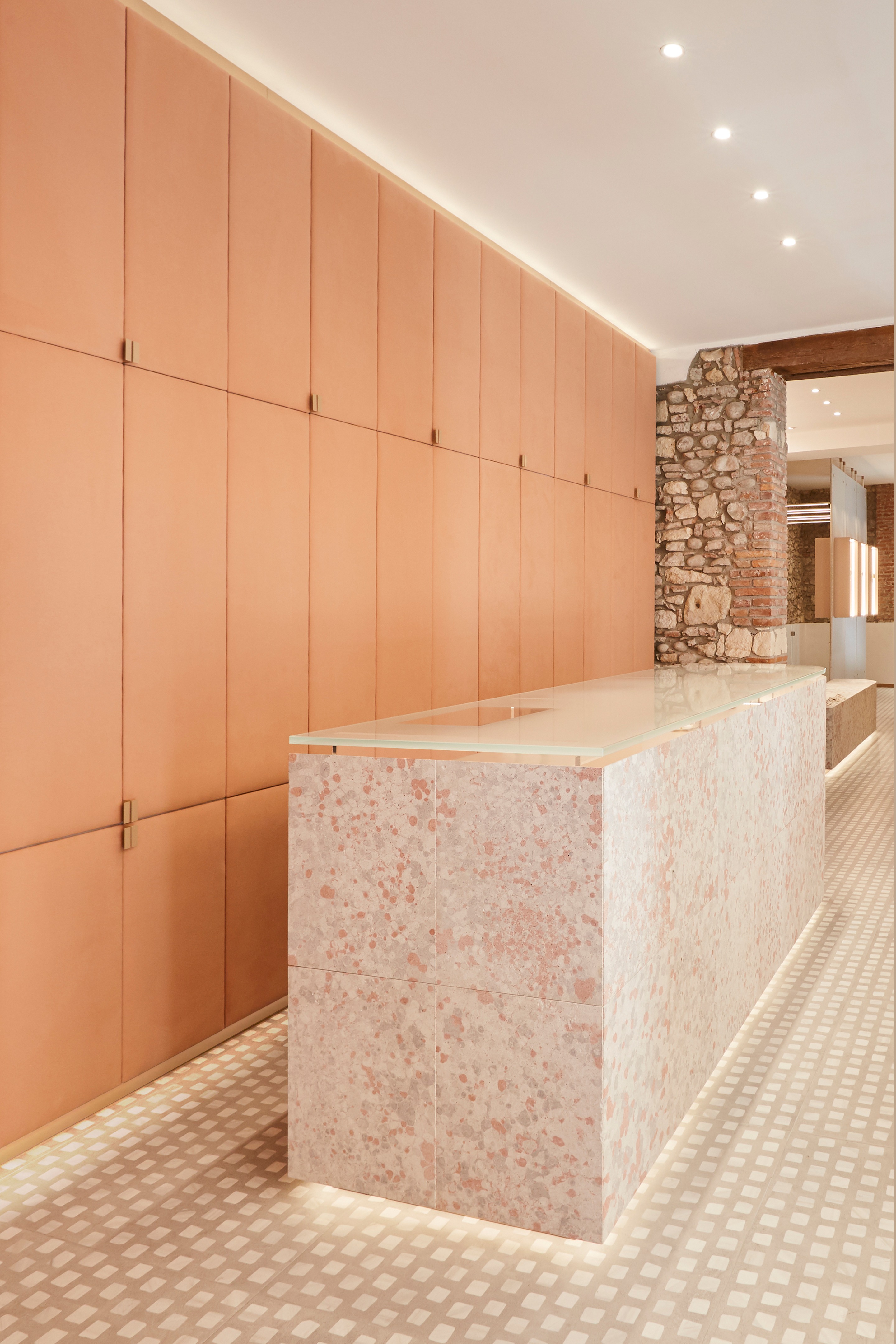 由于创新和精致的精品店-9