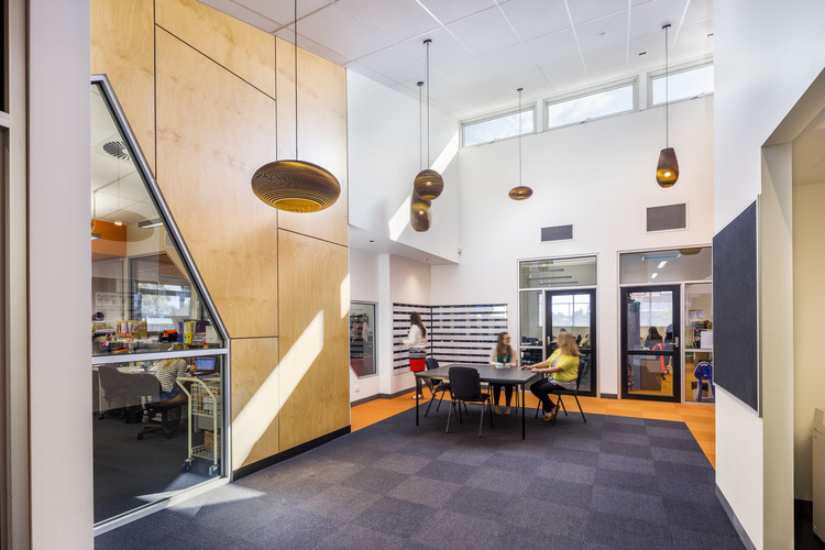 温德姆中央学院 | 校园翻新变身成功故事-27