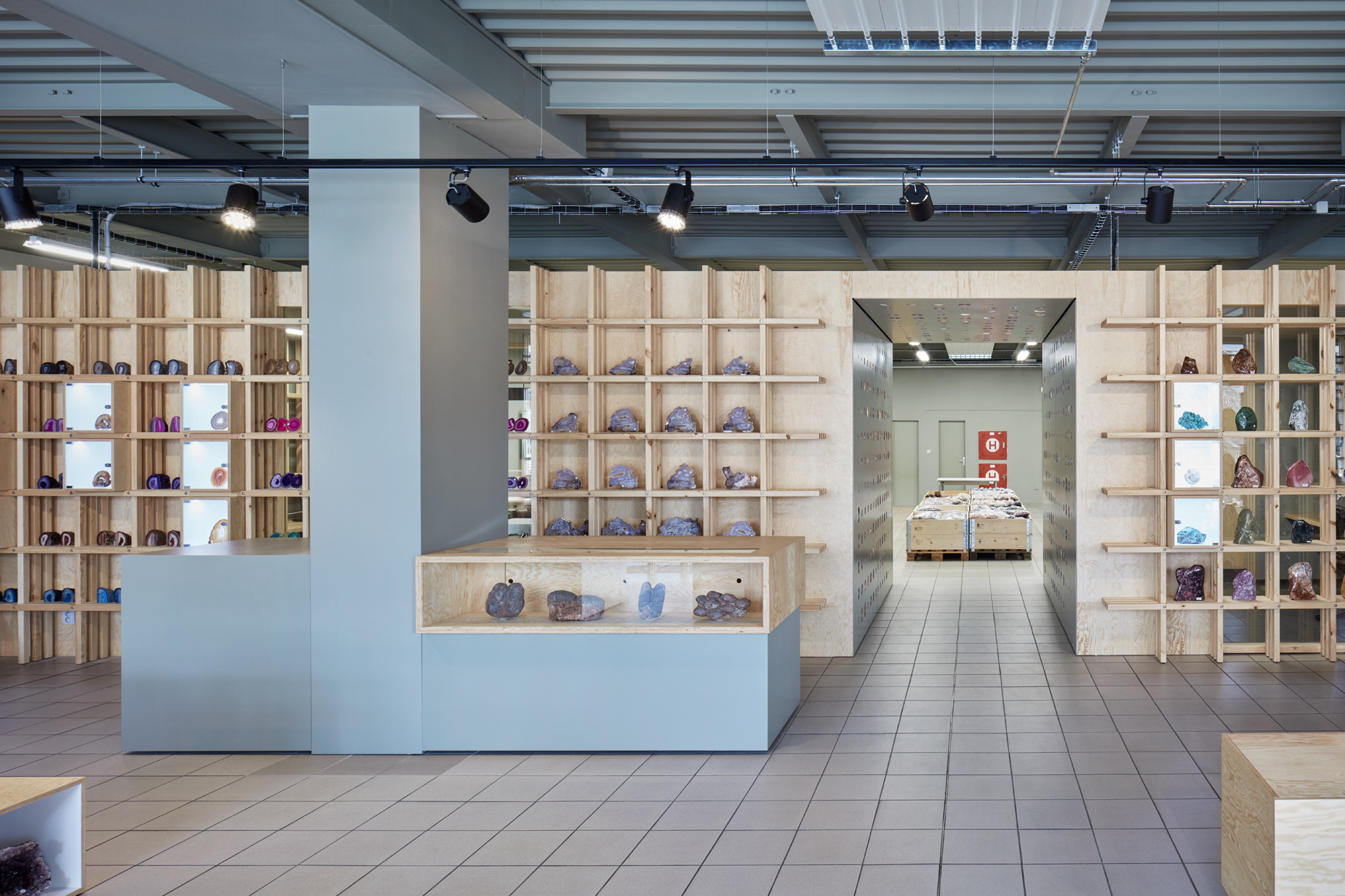 石世界 · 珍稀矿石的展示空间-25