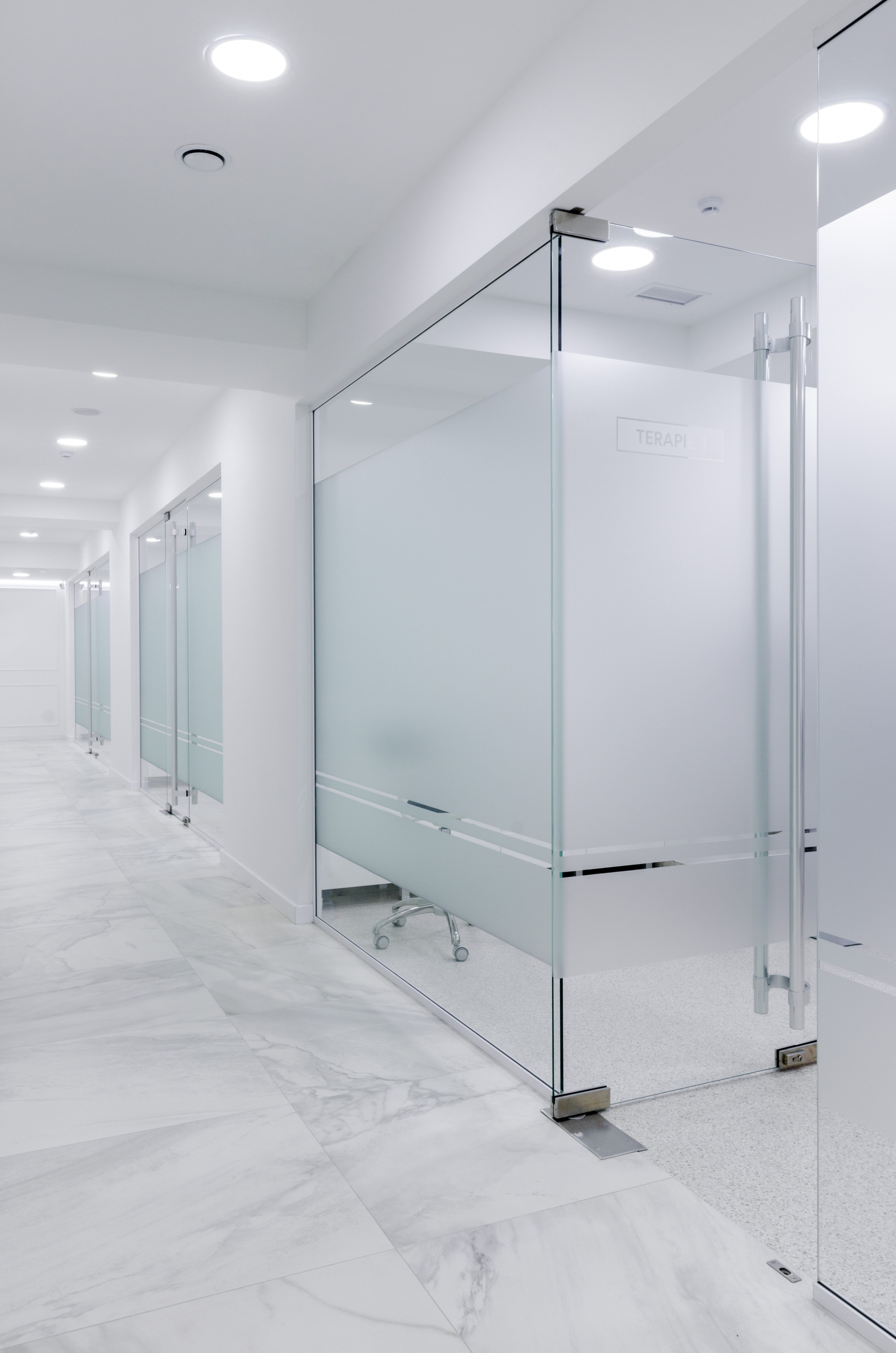 牙科诊所的建筑新生-11