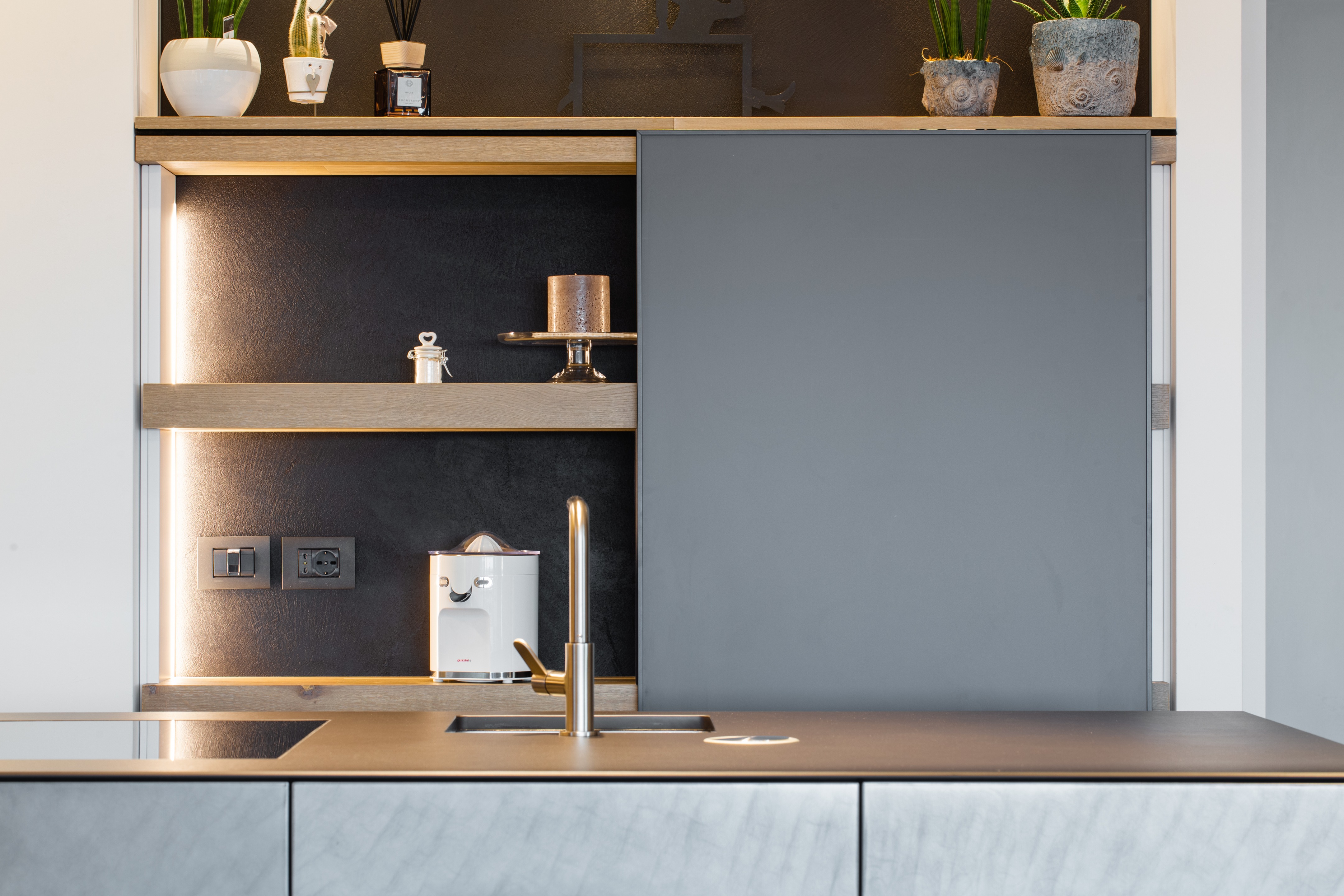 意大利海滨别墅厨房设计-16