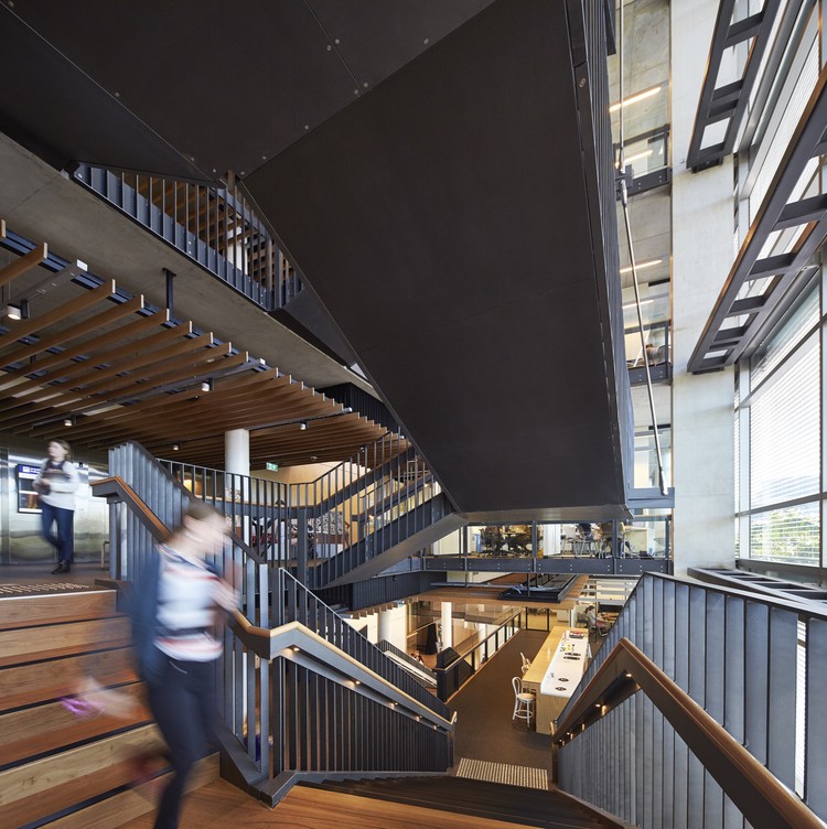 昆士兰科技大学创意产业区 | 打造活力互动空间-12