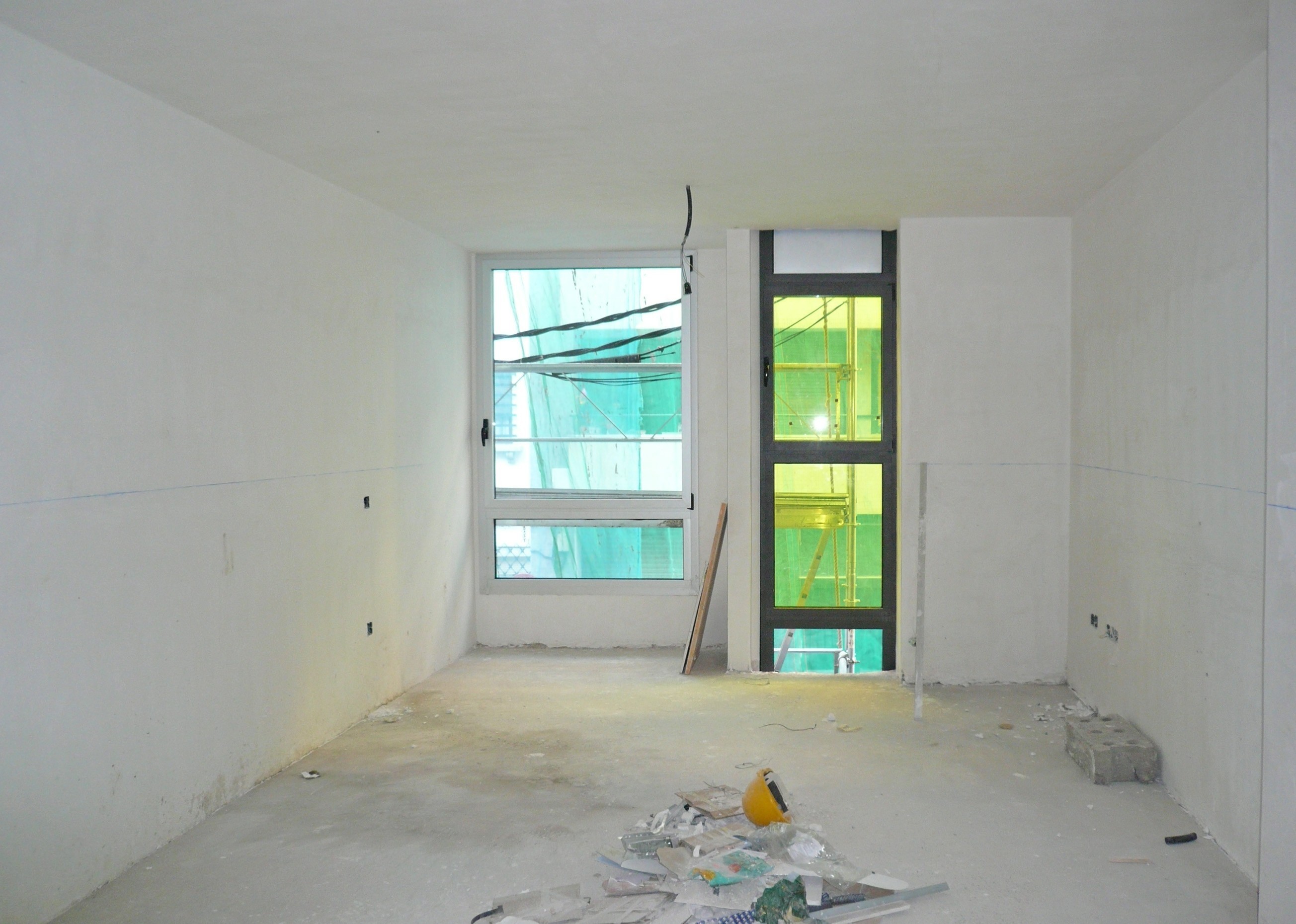 城市夹缝中的精致公寓楼-20