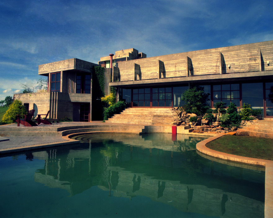 巴西农场住宅的现代演绎-12