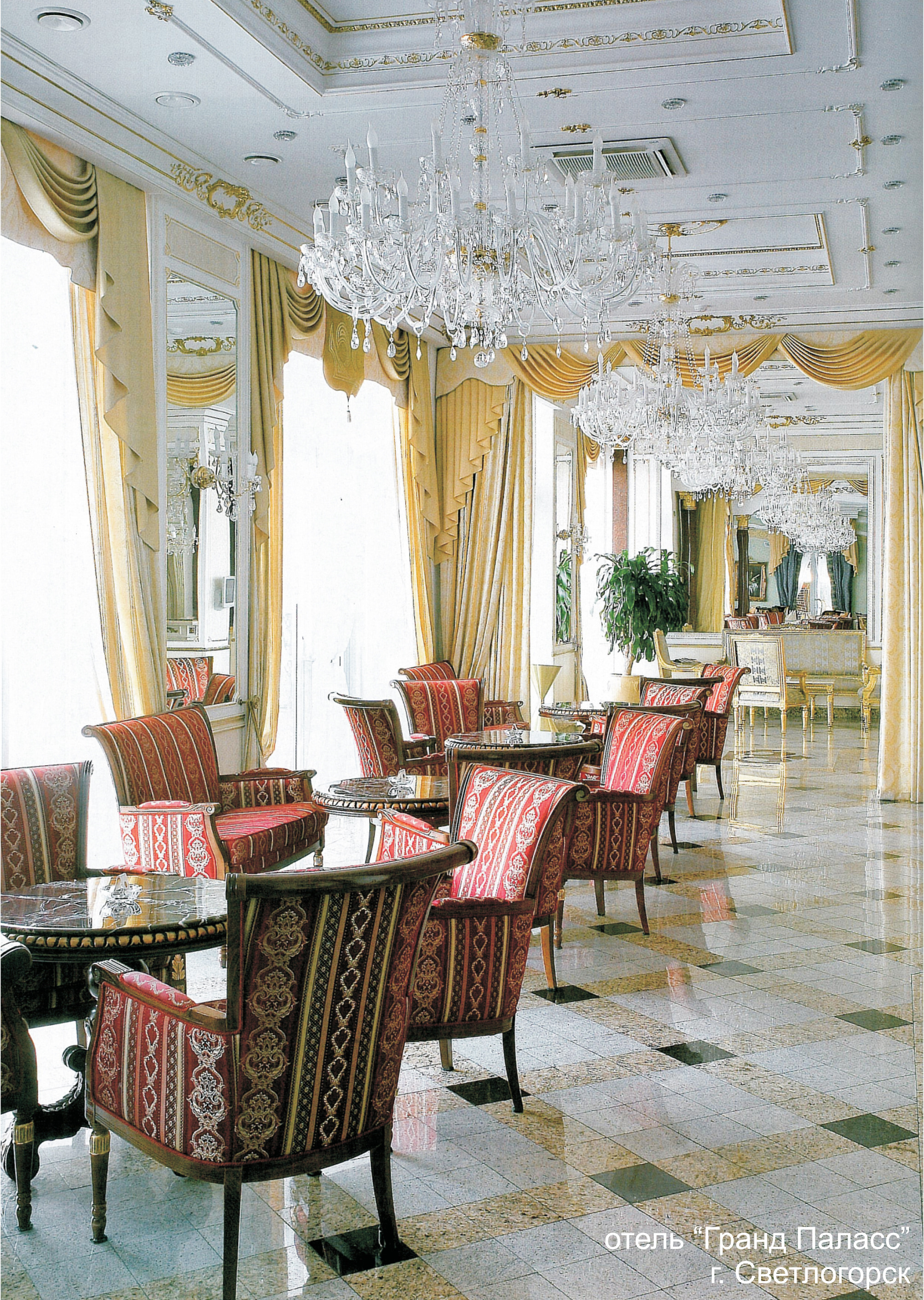 复古奢华酒店设计，营造百年皇家氛围-11