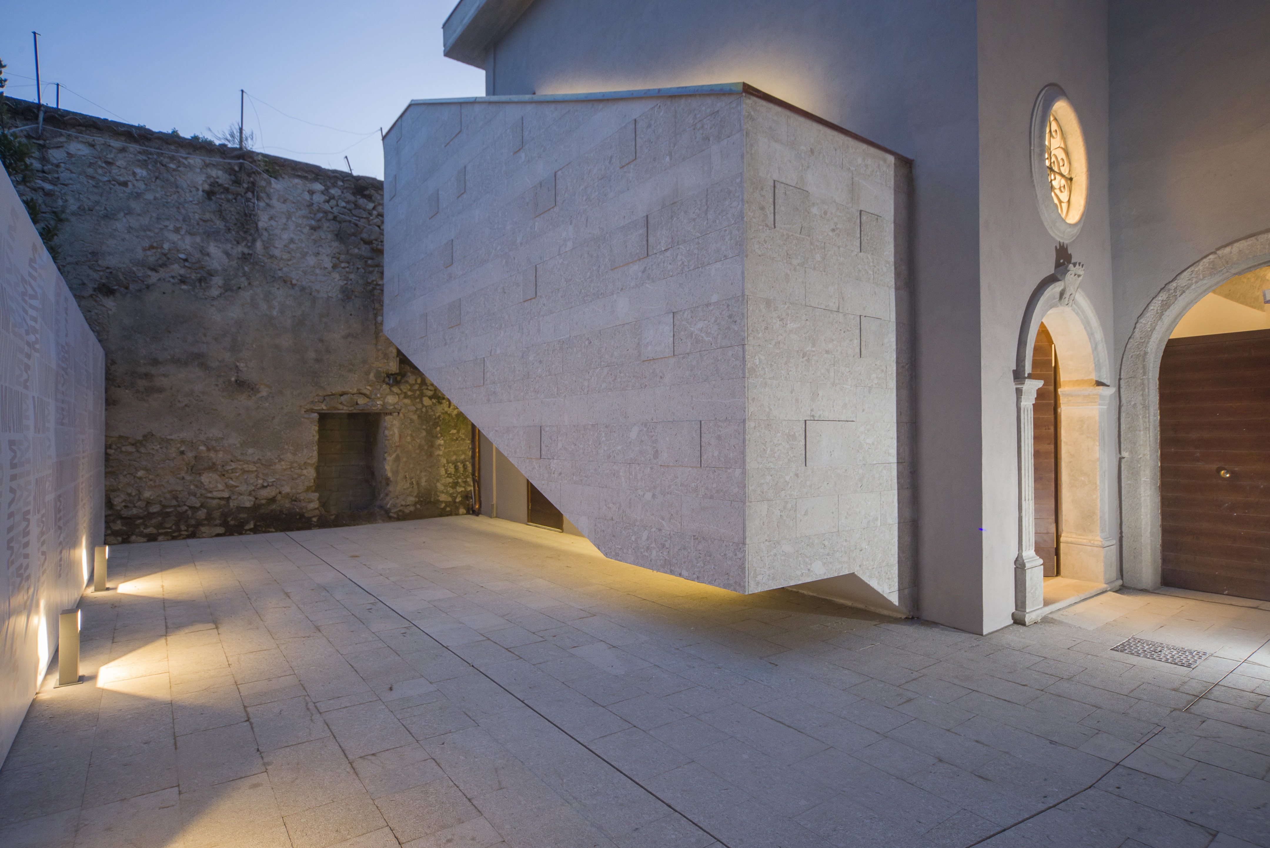 重生之堡 · 意大利 Montemarano 古堡改造记-0