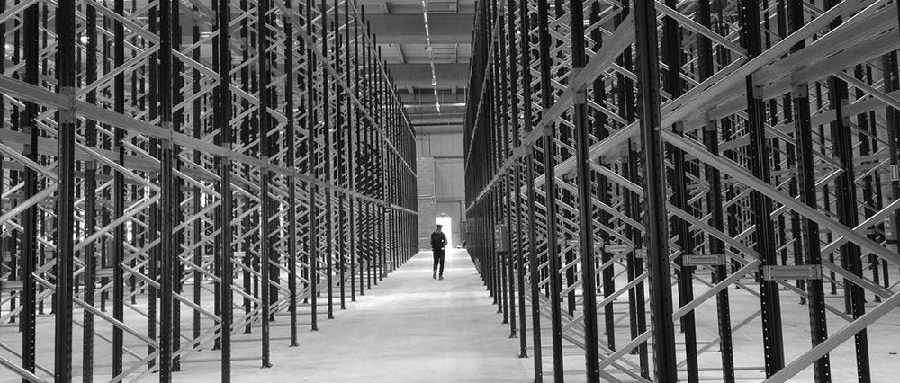 时尚品牌 Desigual 的物流中心与办公空间-11