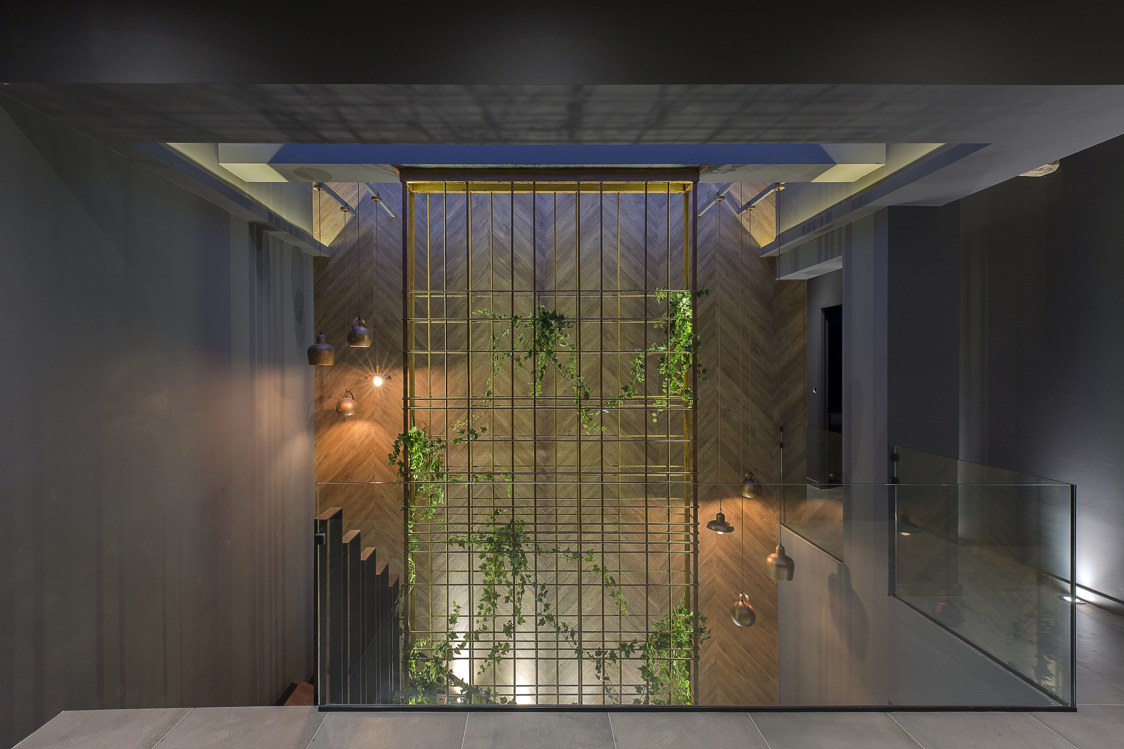 《crust factory | CAFE. BAKERY .PATISSERIE》——旧建筑翻新中的现代烘焙空间-3