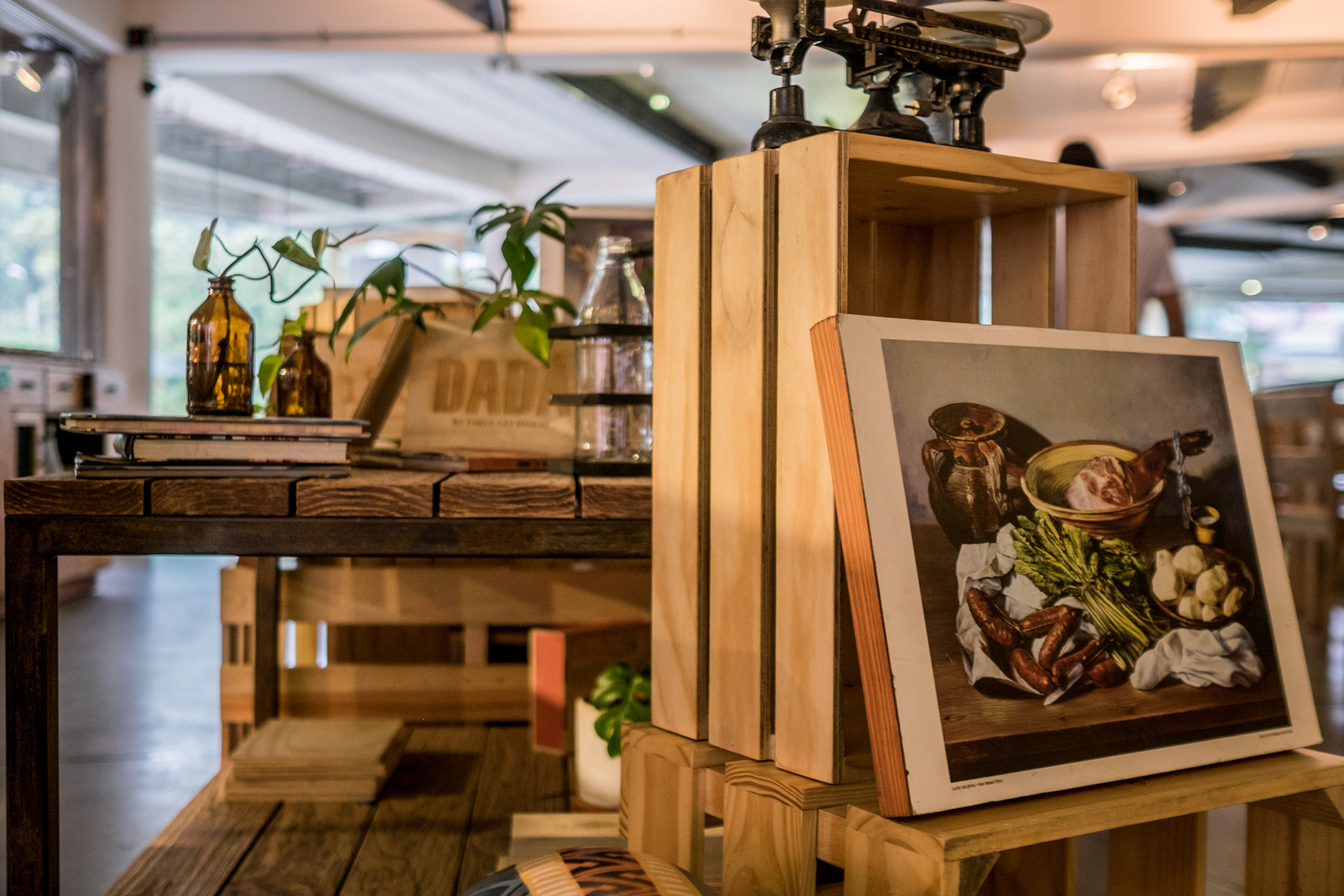 哥伦比亚 Casablanca 餐厅翻新设计 | 多样风格统一标识-11