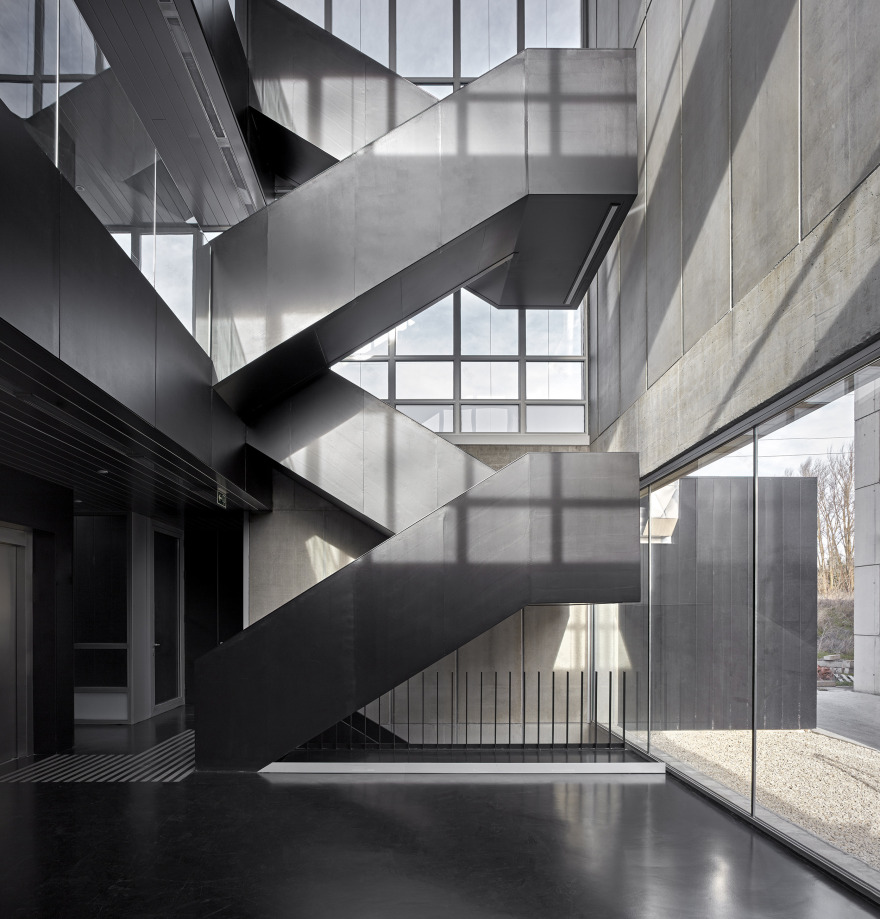 Burgos 大学食品生物技术研究中心-8