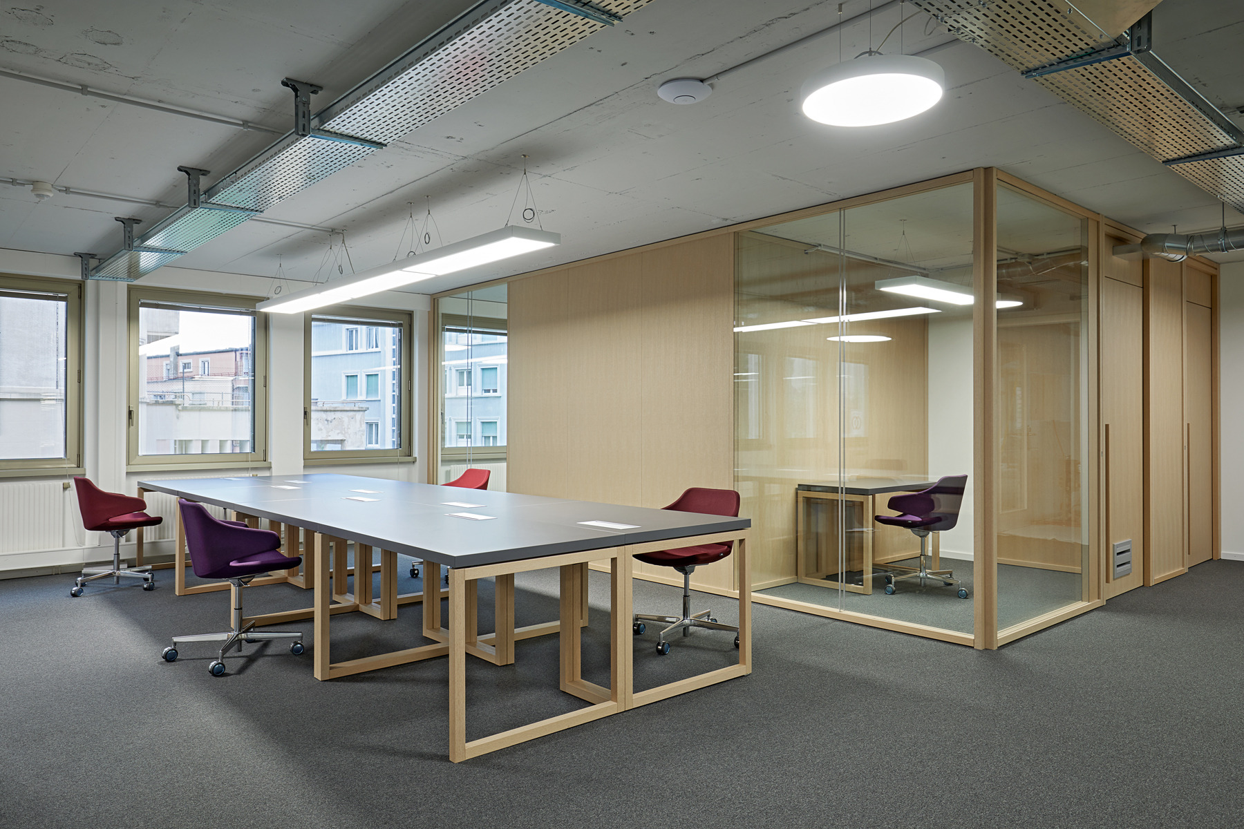 瑞士 Mel 建筑事务所打造“开放科学”办公空间-1