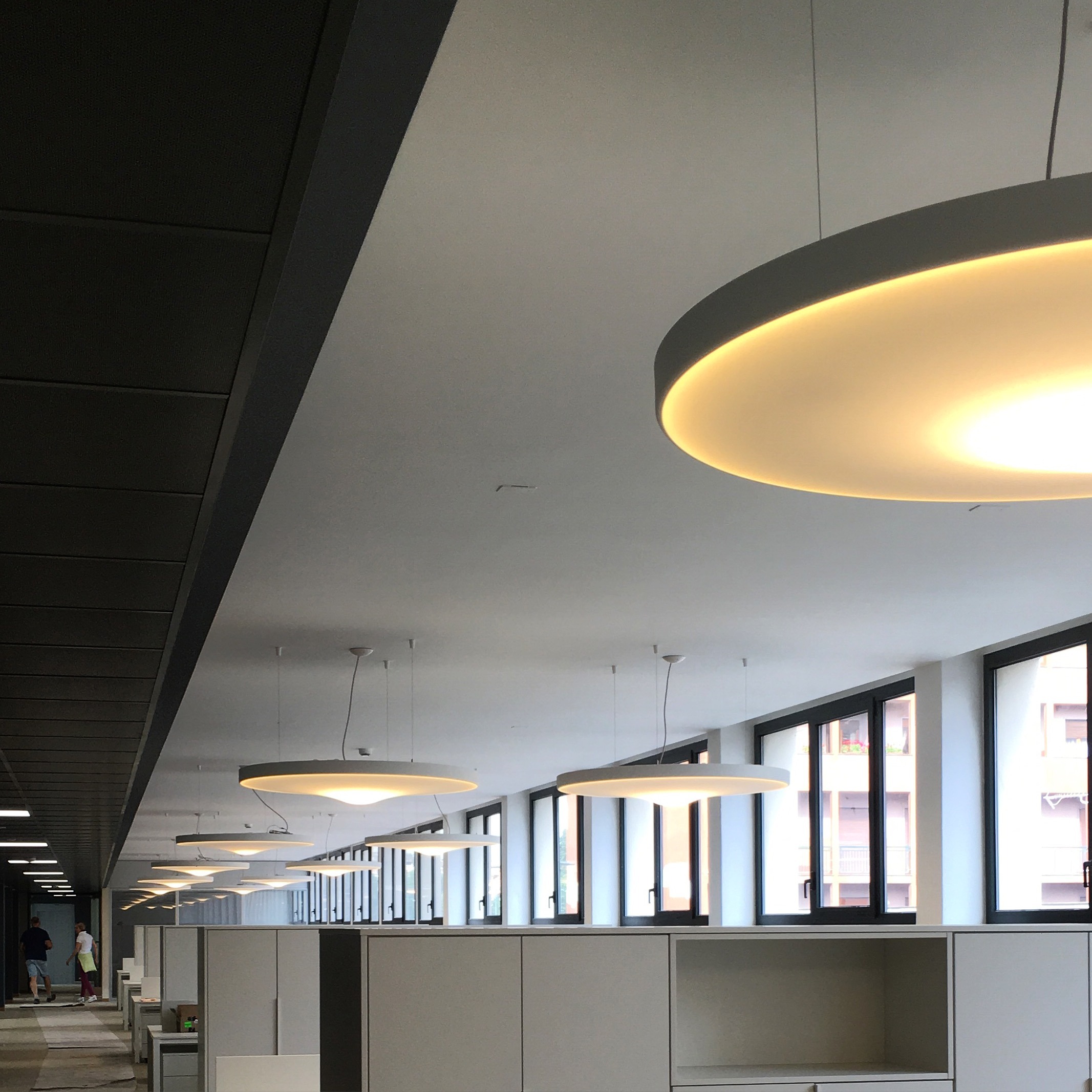 药企总部百年老建筑的现代改造-24