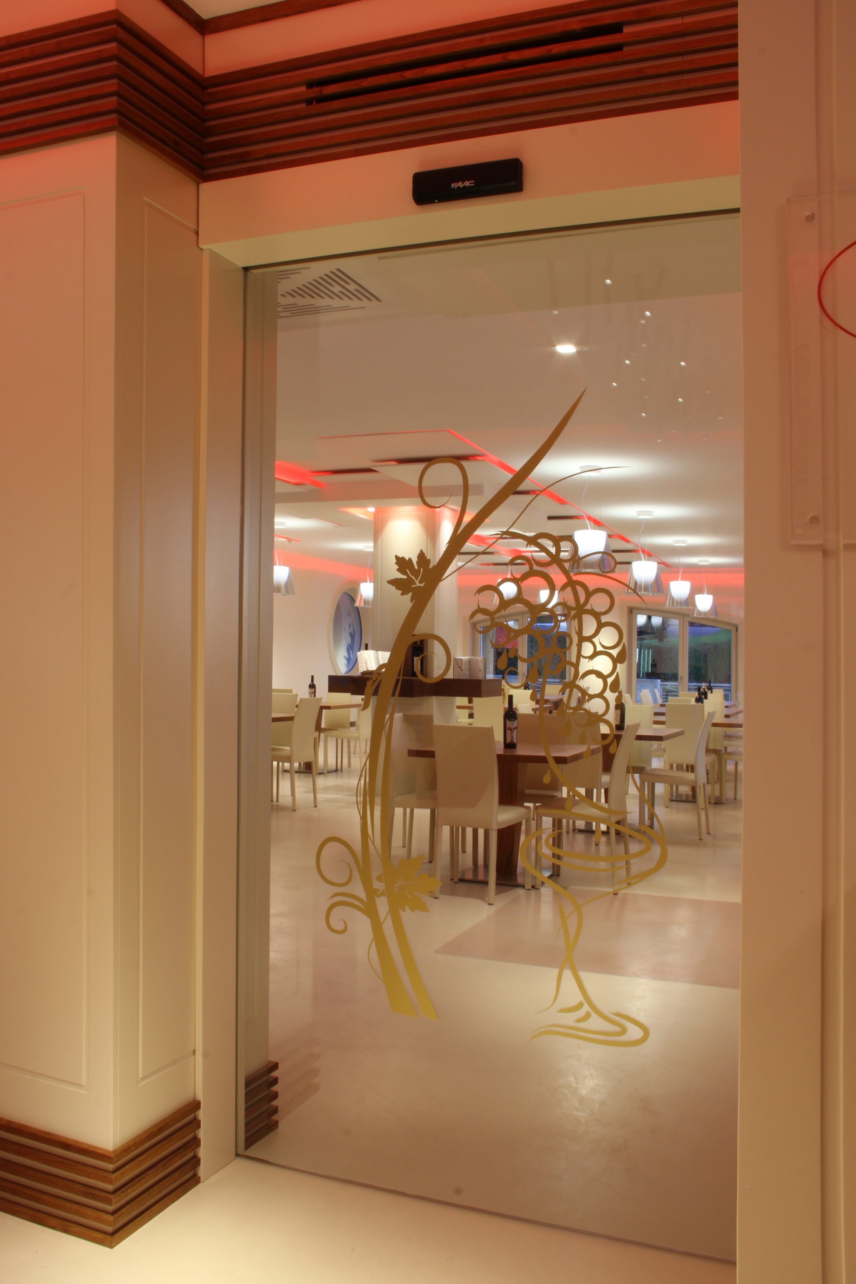 罗马郊外葡萄酒庄园的优雅室内设计-10