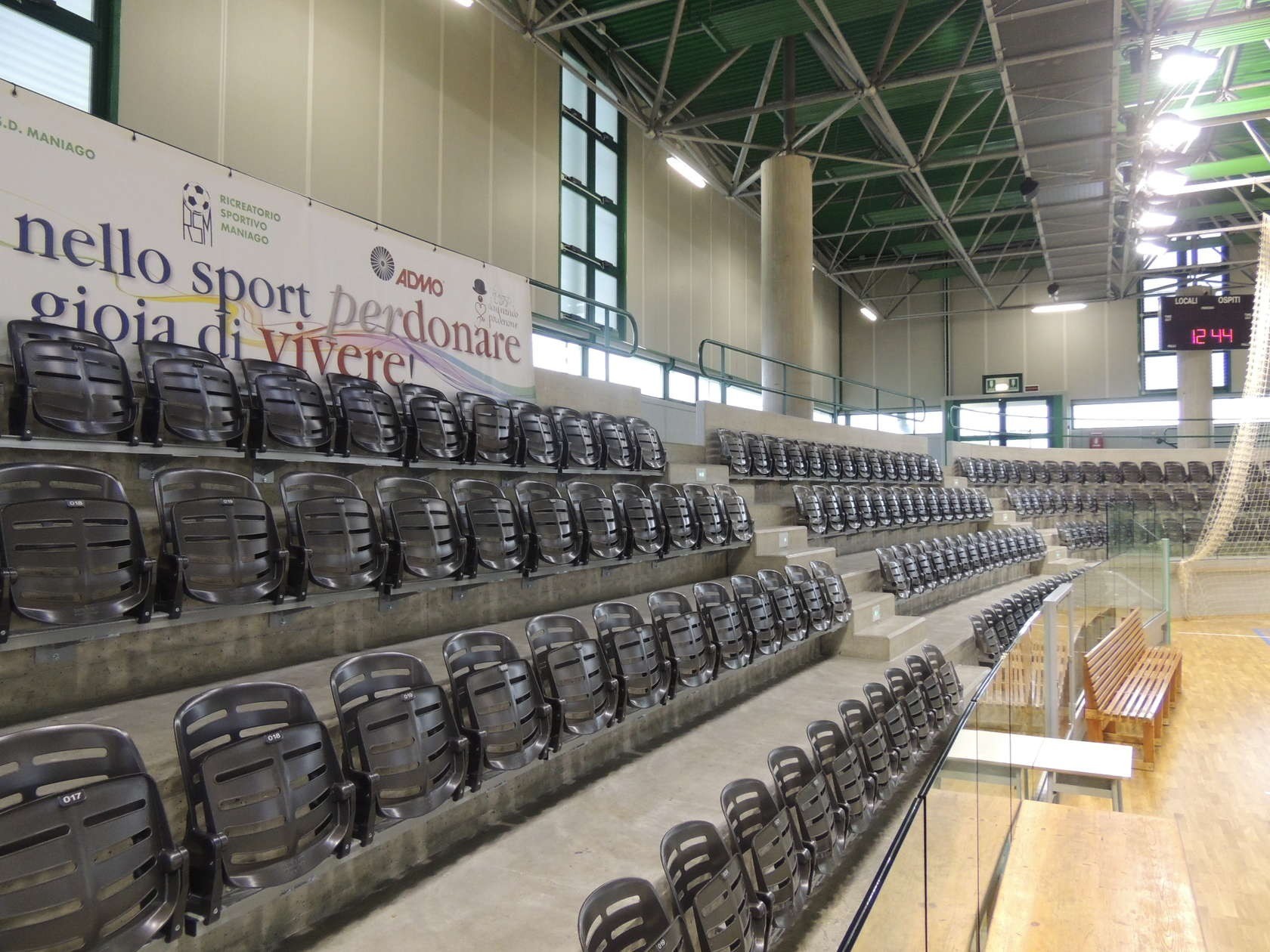 意大利体育场馆内部设计-9