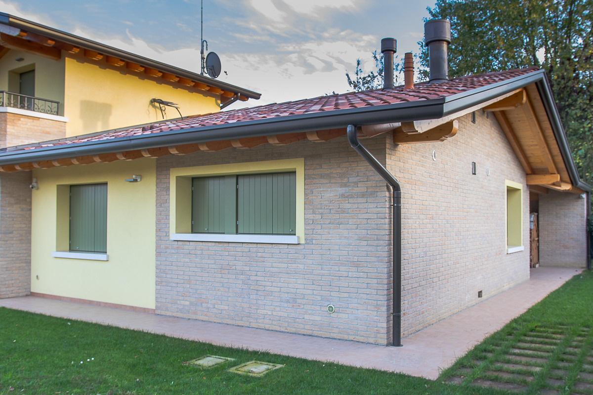 单家庭别墅设计案例-11