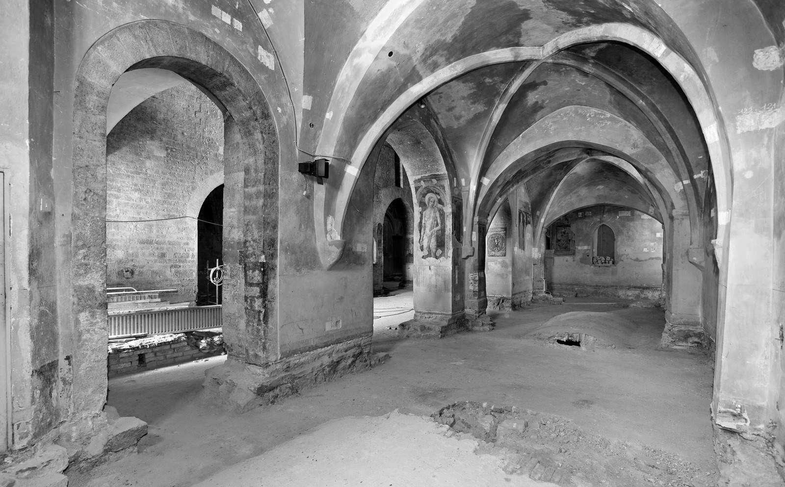 意大利古教堂复兴之作,历史与现代交融-8