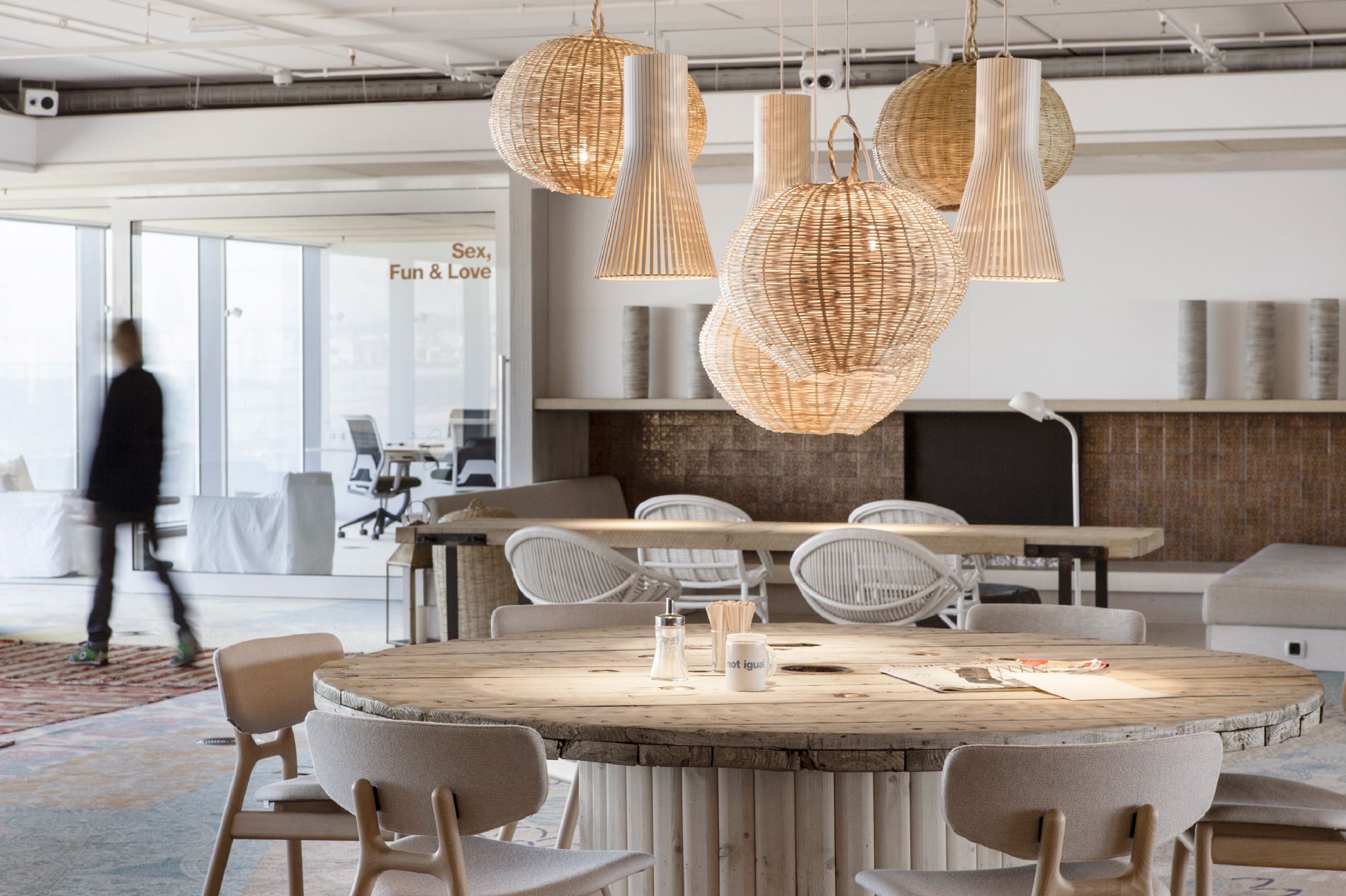 巴塞罗那 Desigual 总部室内设计-12