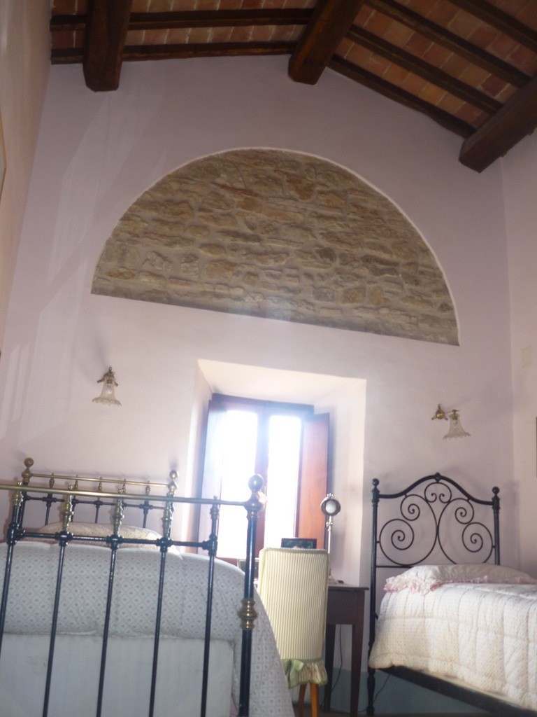 古堡中的乡村企业住宅-12