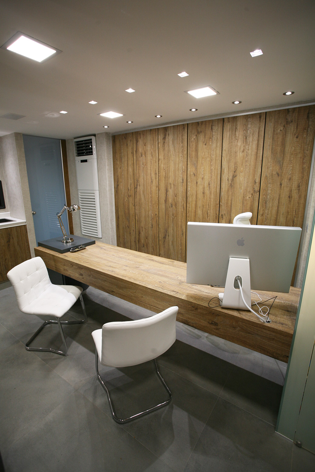 简约风格卫浴展示厅-39