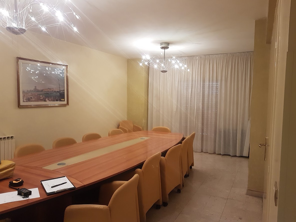 打造三维空间 | 意大利塔兰托商会会议室翻新记-1