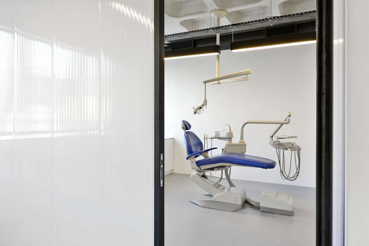 明亮微笑牙科诊所-19