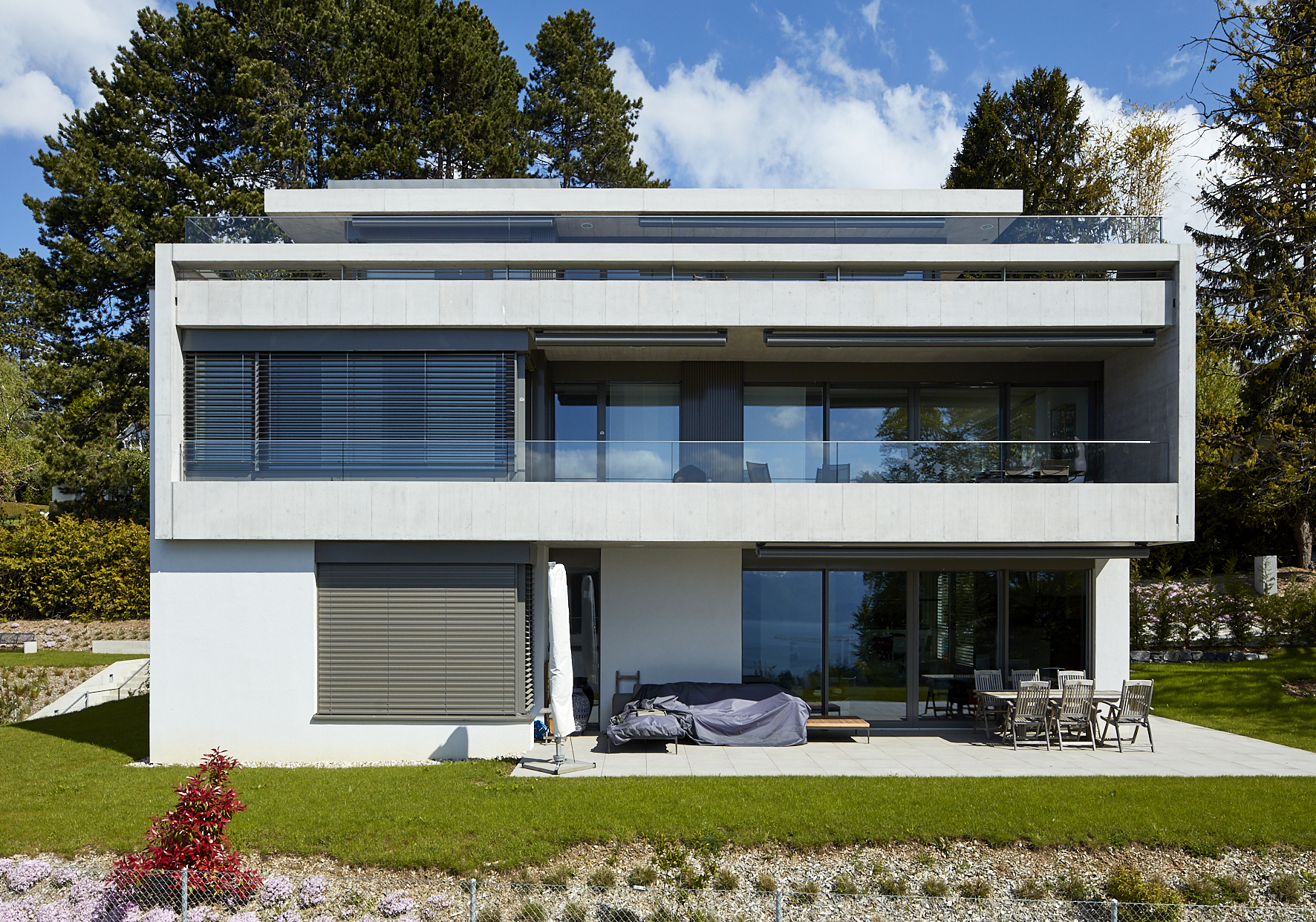 瑞士 Pully 别墅区三栋城市别墅设计-2