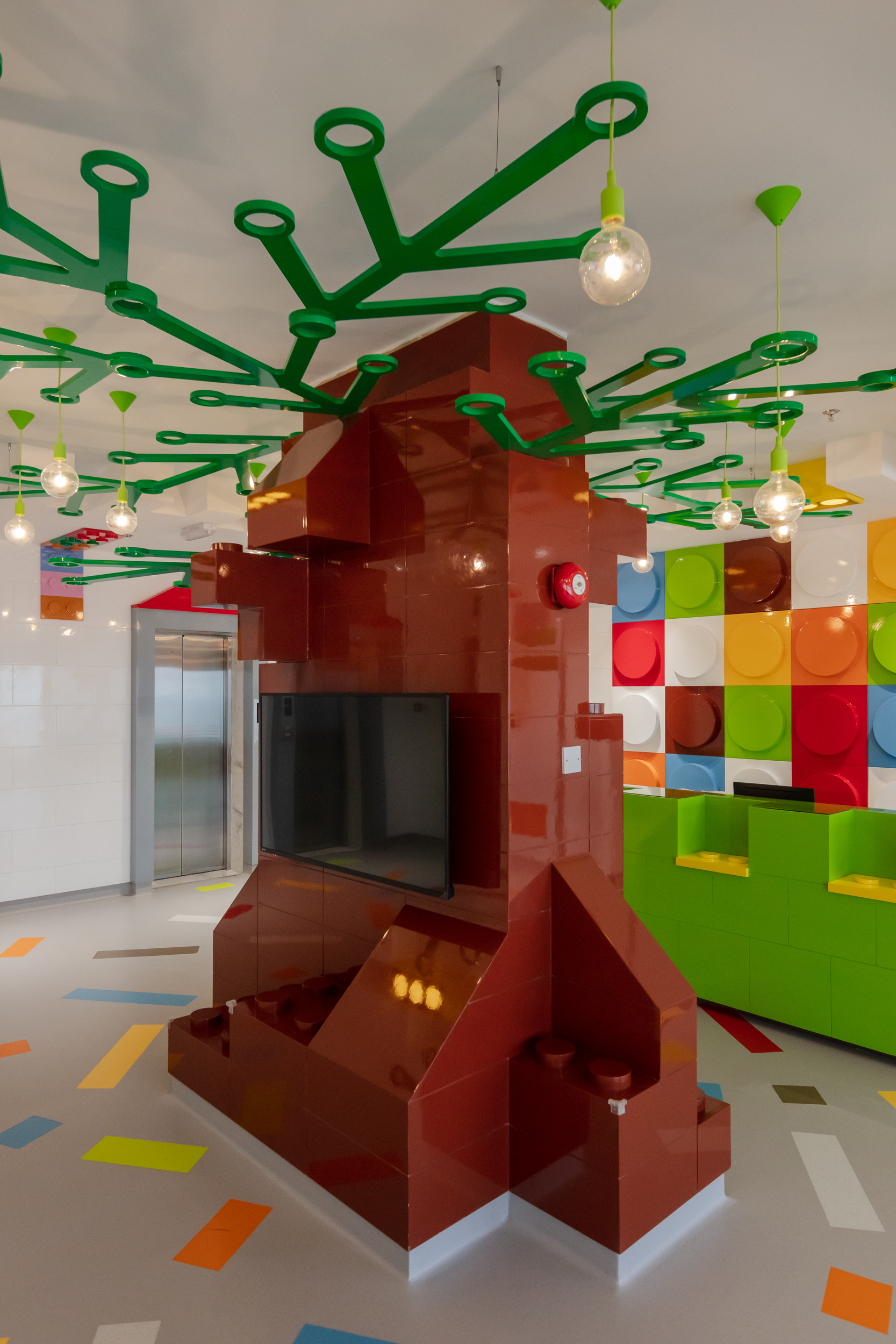 乐高主题儿童牙科诊所，打造奇幻诊疗空间-11