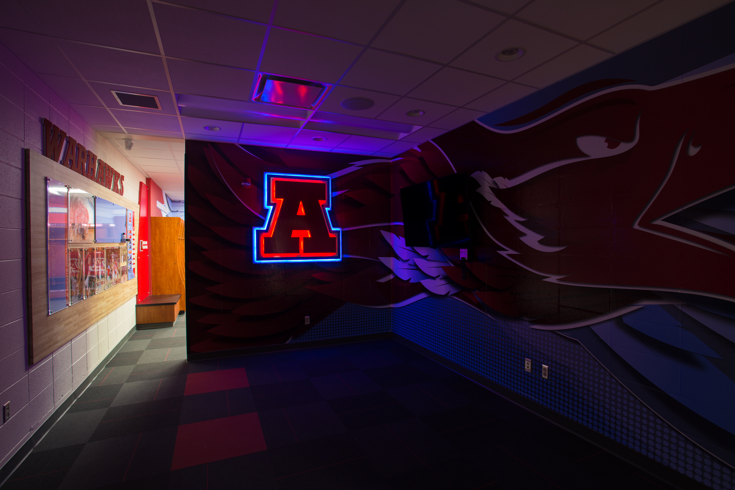 箭头篮球更衣室-6