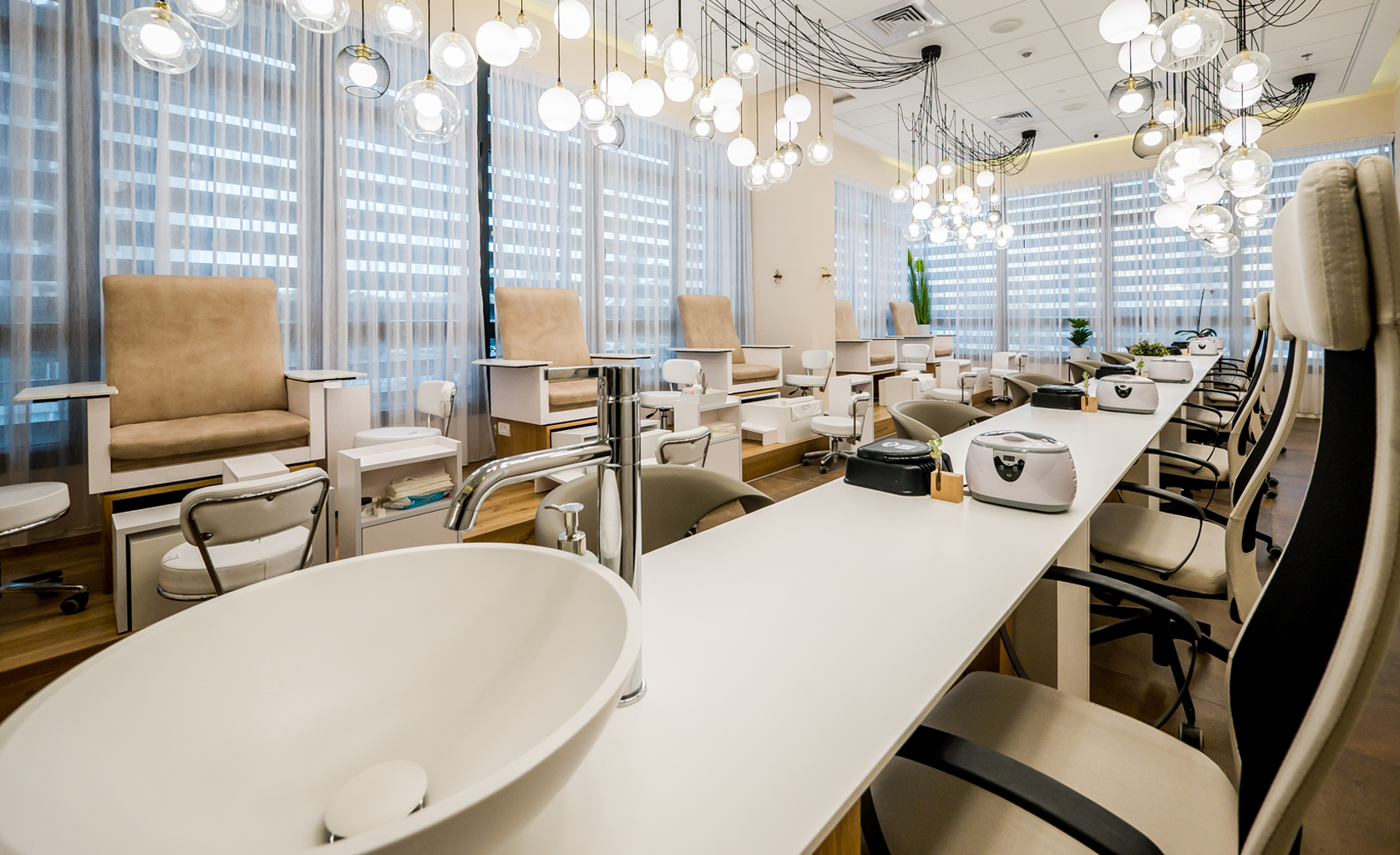 简约时尚的以色列美容沙龙设计-19