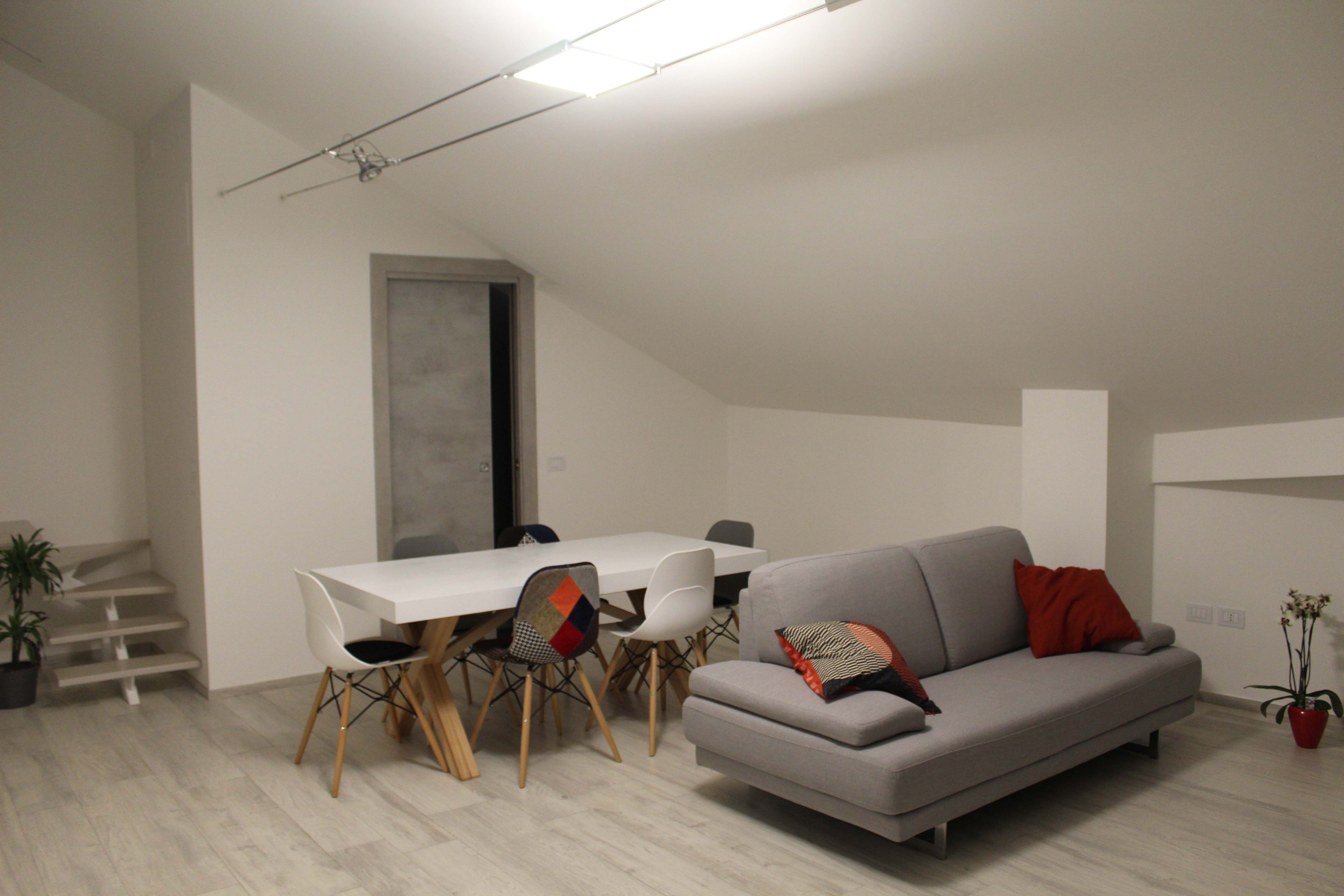 2016 年完成的温馨公寓设计-2