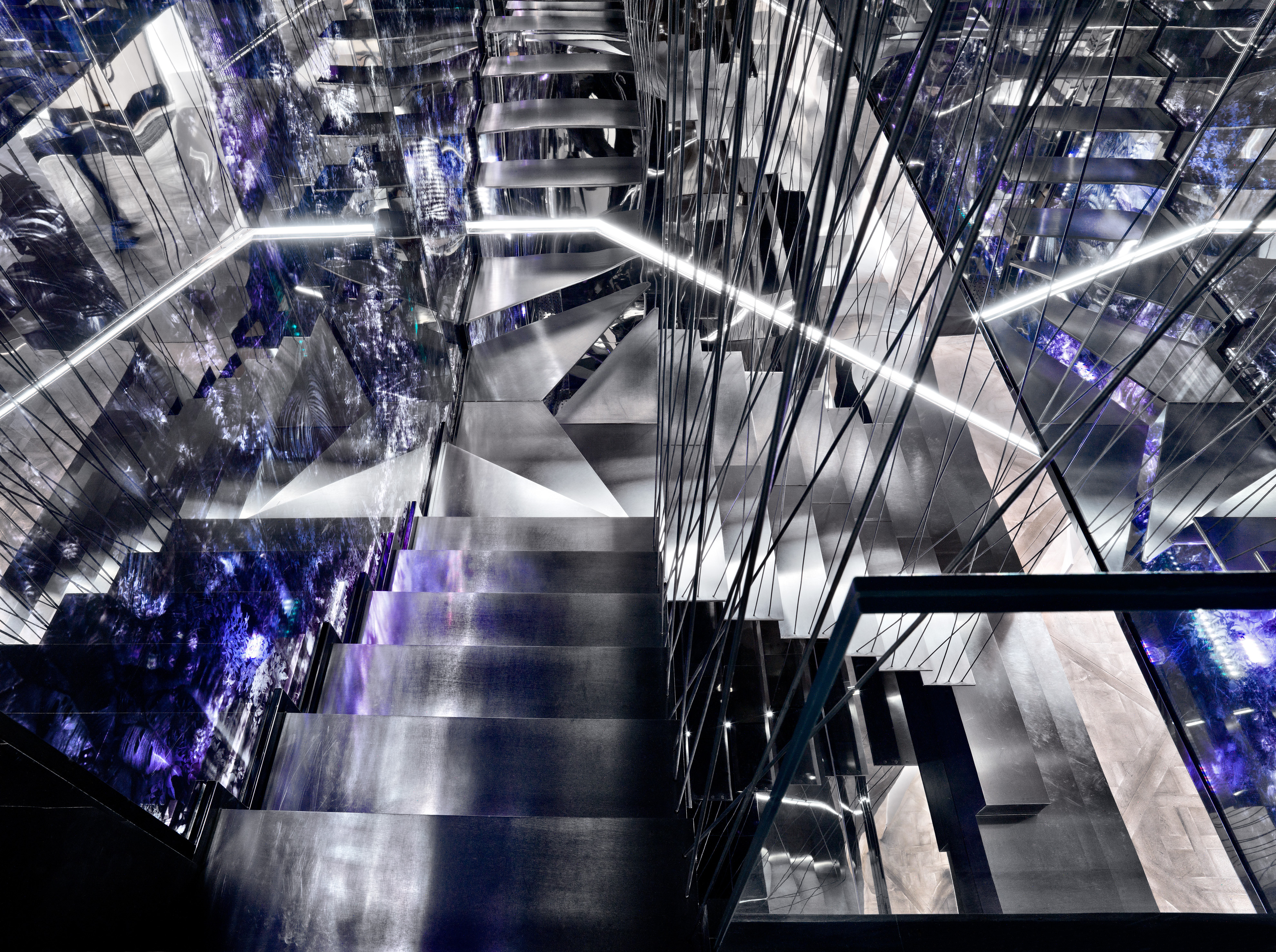 巴黎地标建筑中的现代办公空间-5