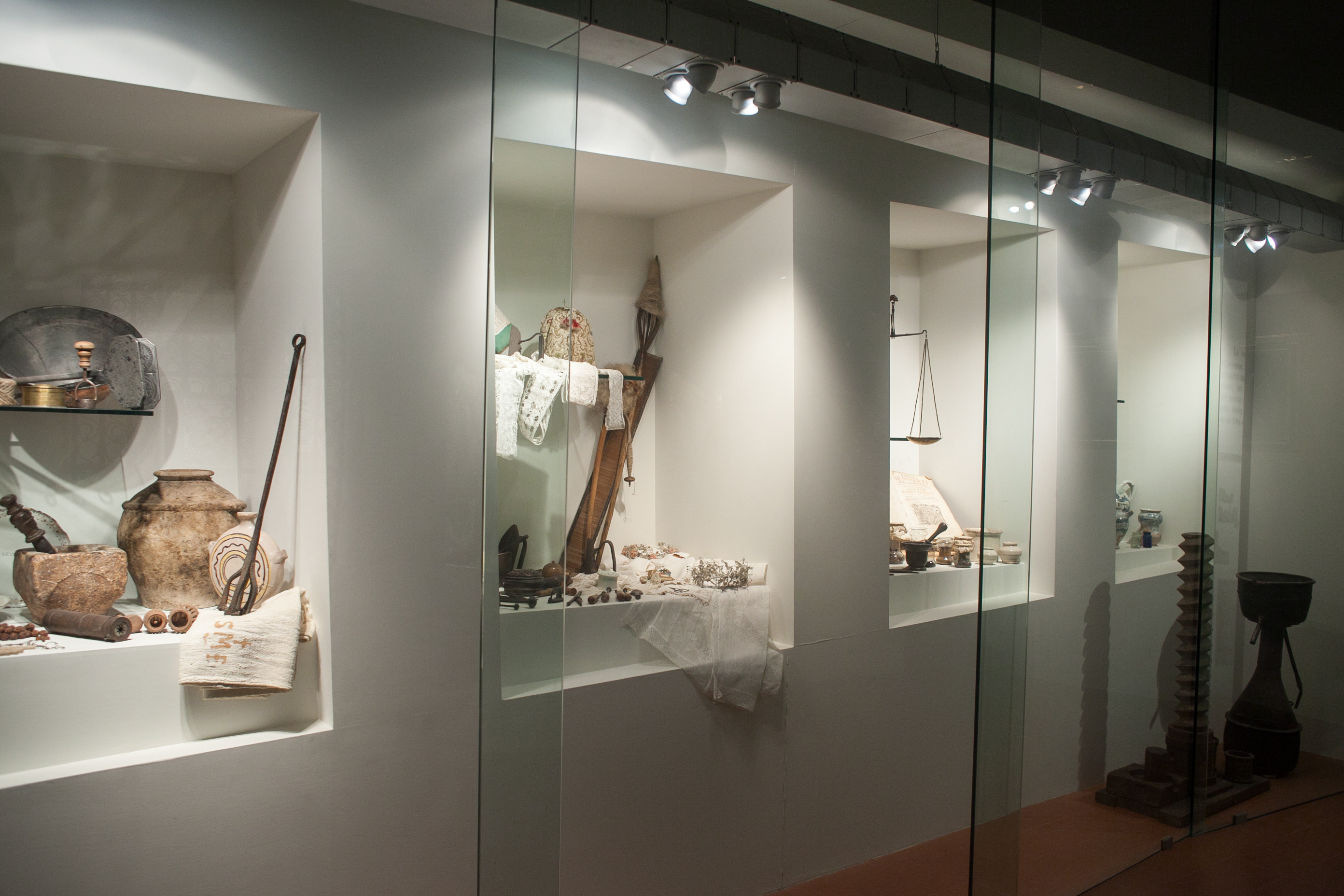 湖中古修道院的重生 · 圣菲利帕 mareri 博物馆-19