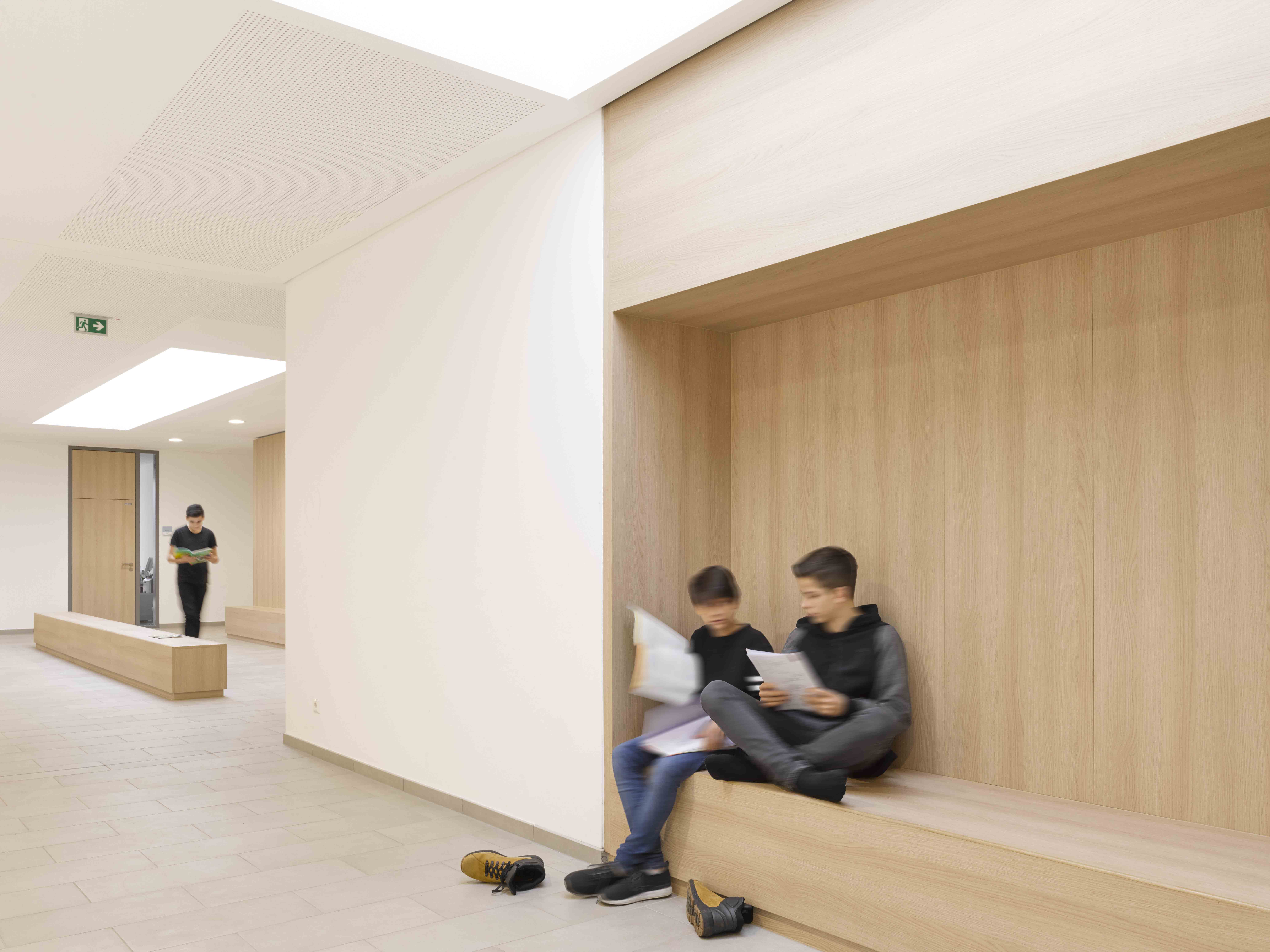 亚琛第四综合学校-12