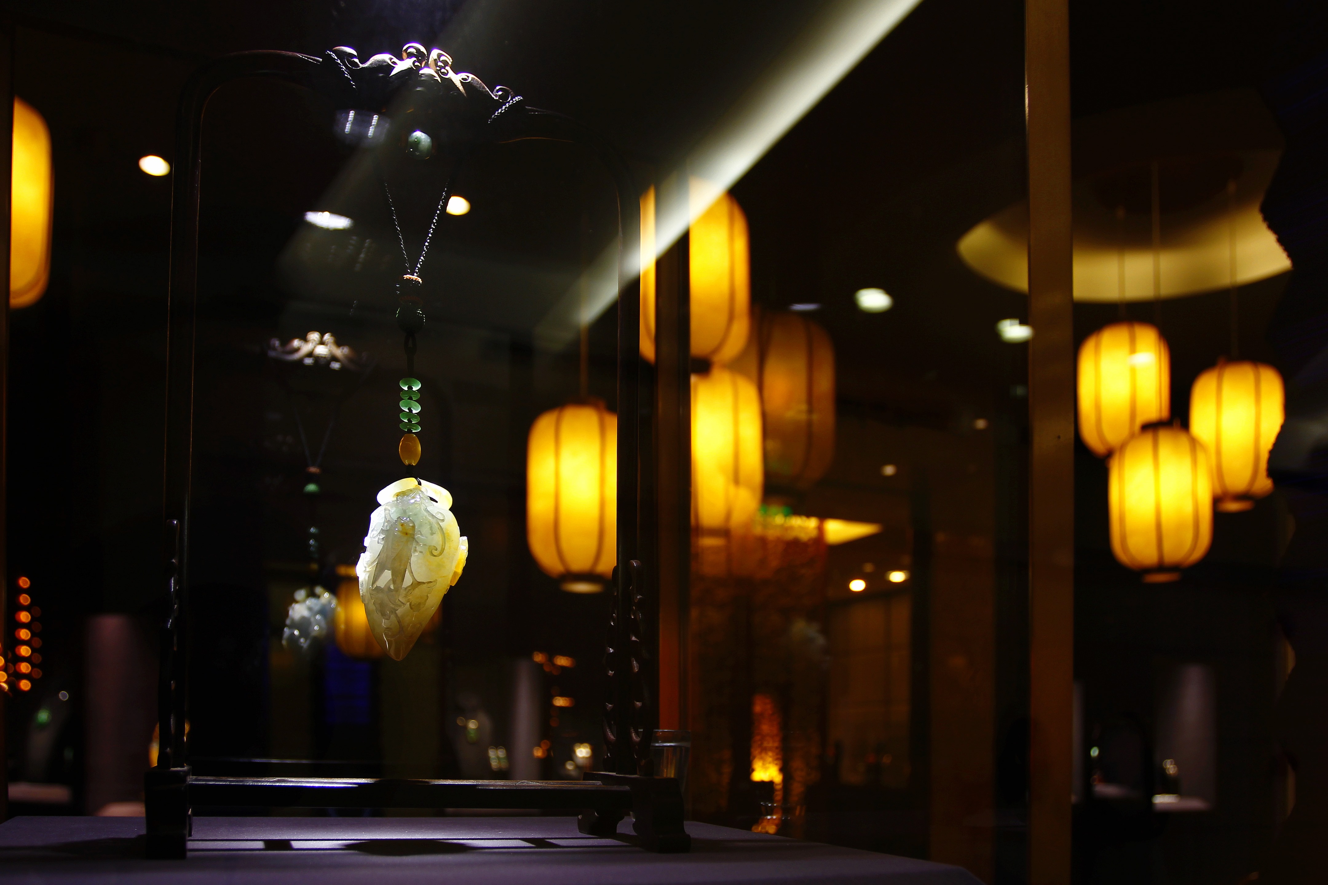 "C"珠宝店 | 传统与现代的完美交融-7