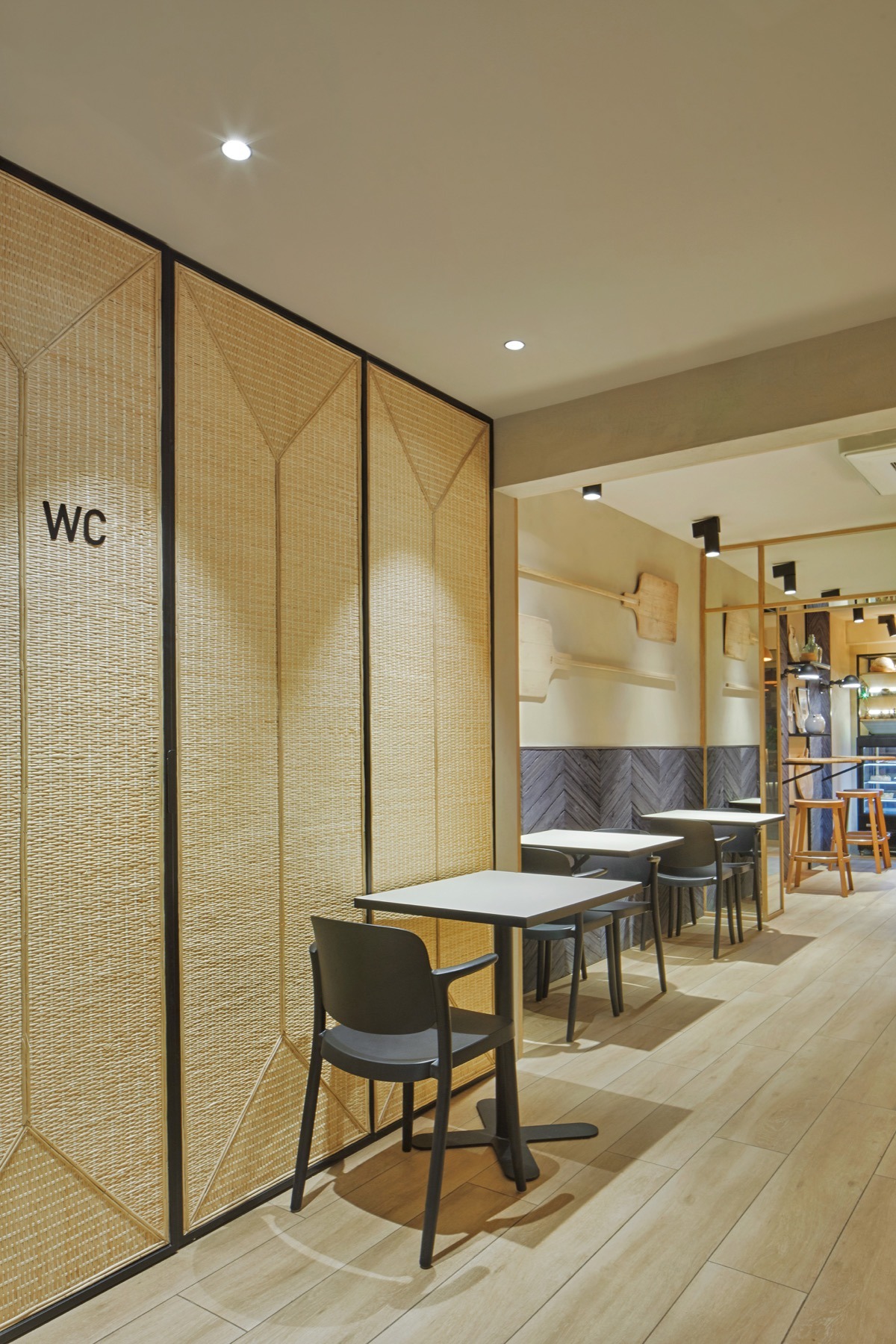 传统与创新的完美结合——La Forneria I 面包店设计-12