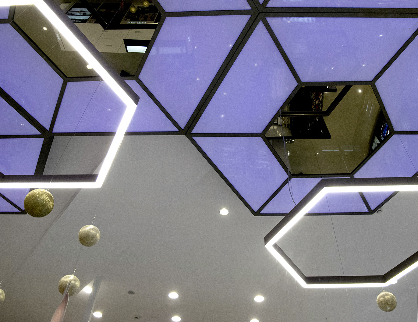 2016 年完成的化妆品多商店购物中心设计-6