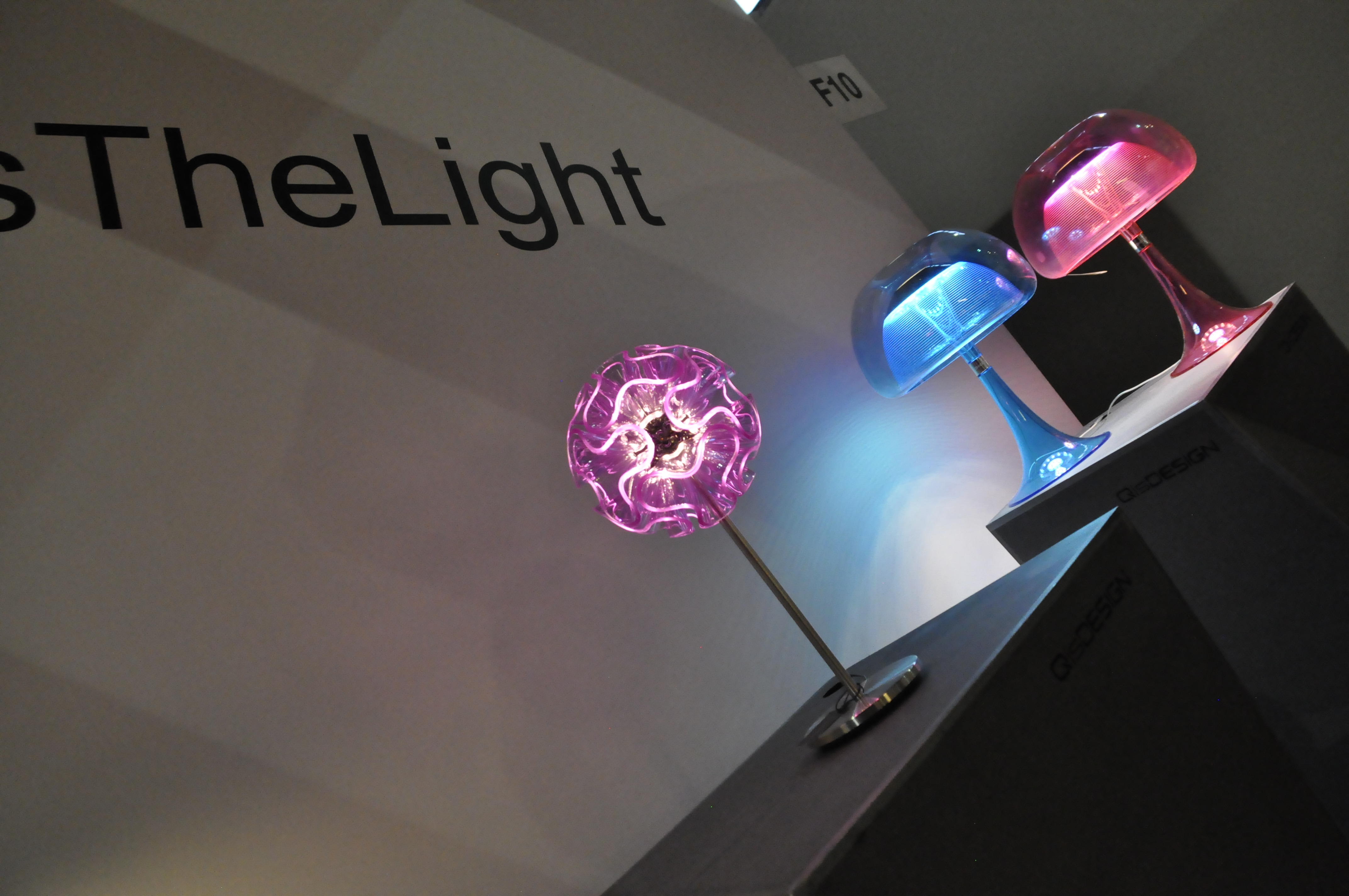 2017 年欧洲灯具展 QisDesign 展位设计-4