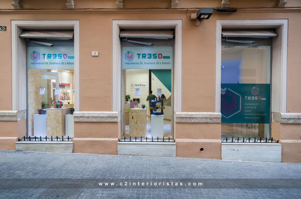 2017 年完成的 TR3SD 3D 打印机商店室内设计-17