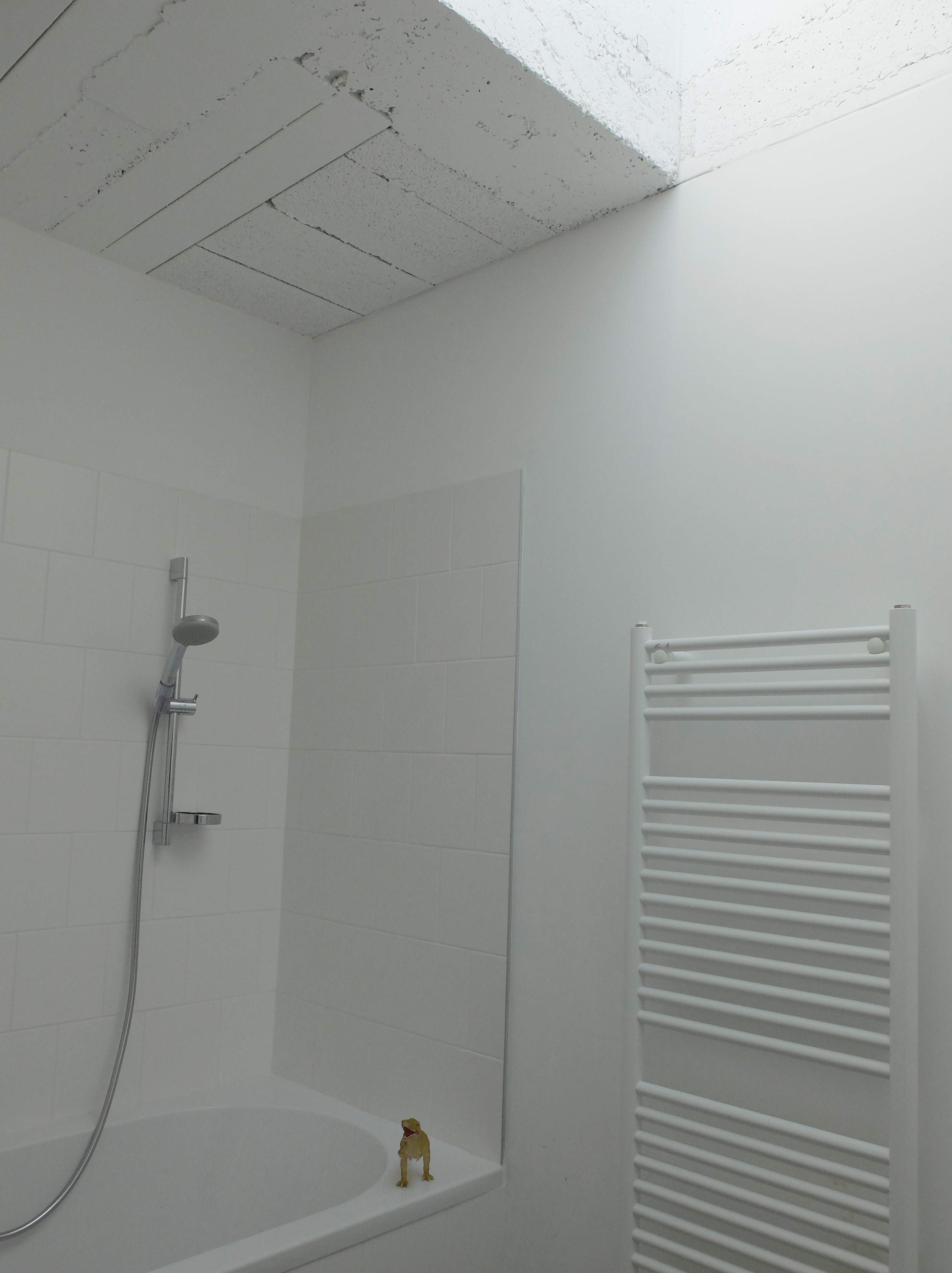 现代简约家居，光影与隐私的和谐共生-20