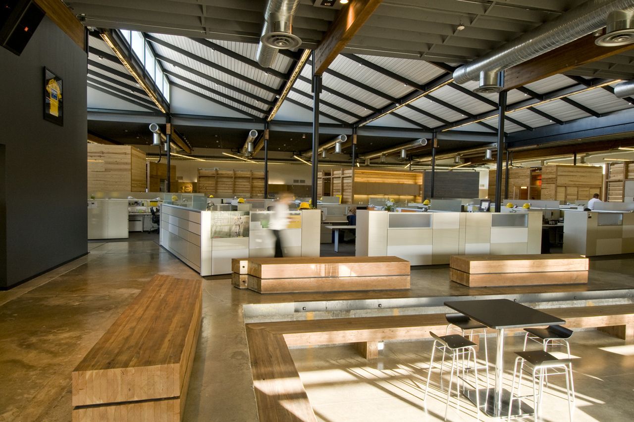 The Lance Armstrong Foundation Offices by Lake Flato Architects-6