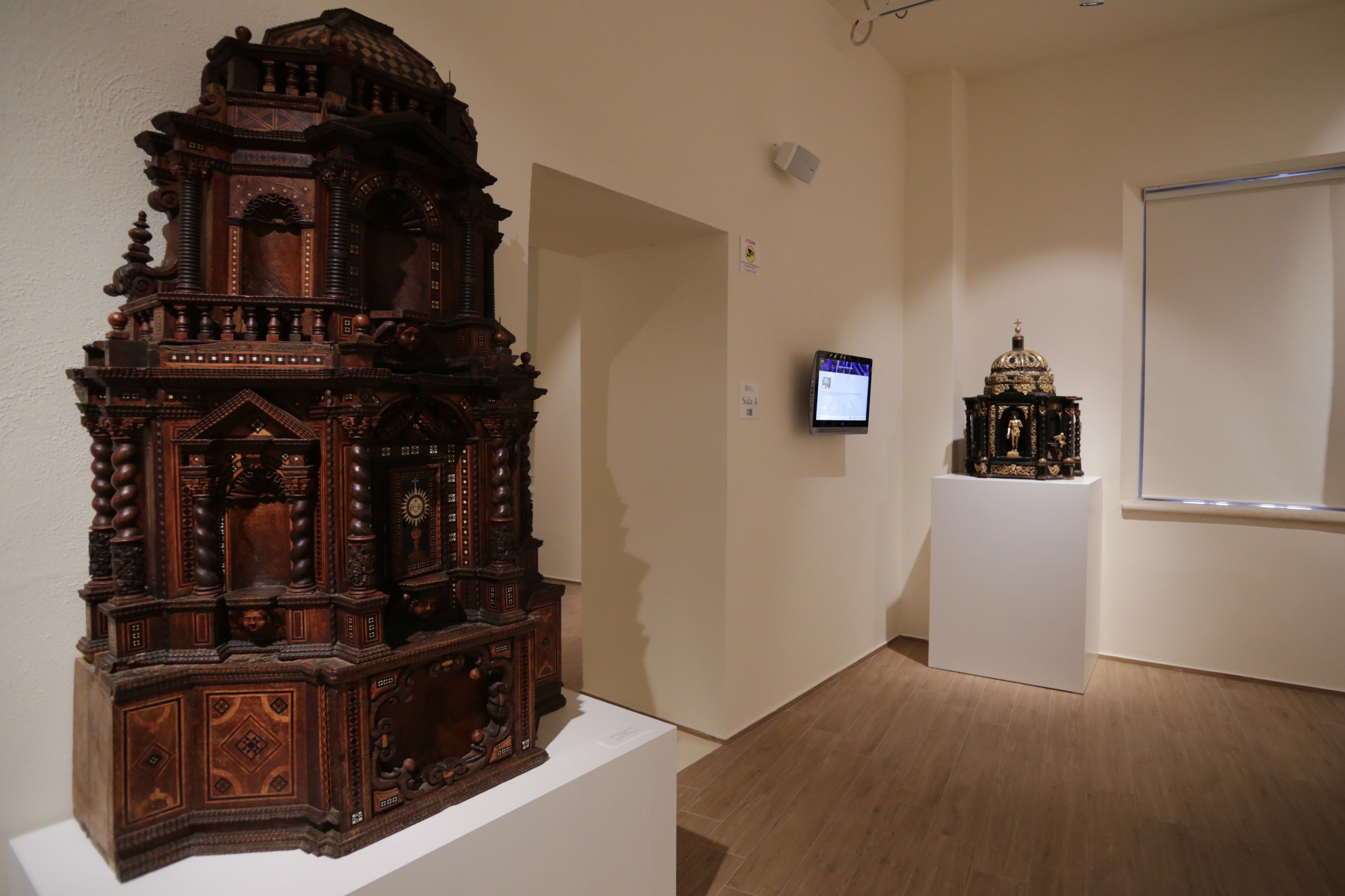 意大利“Museo Diocesano e del Code·”博物馆室内设计案例解析-11