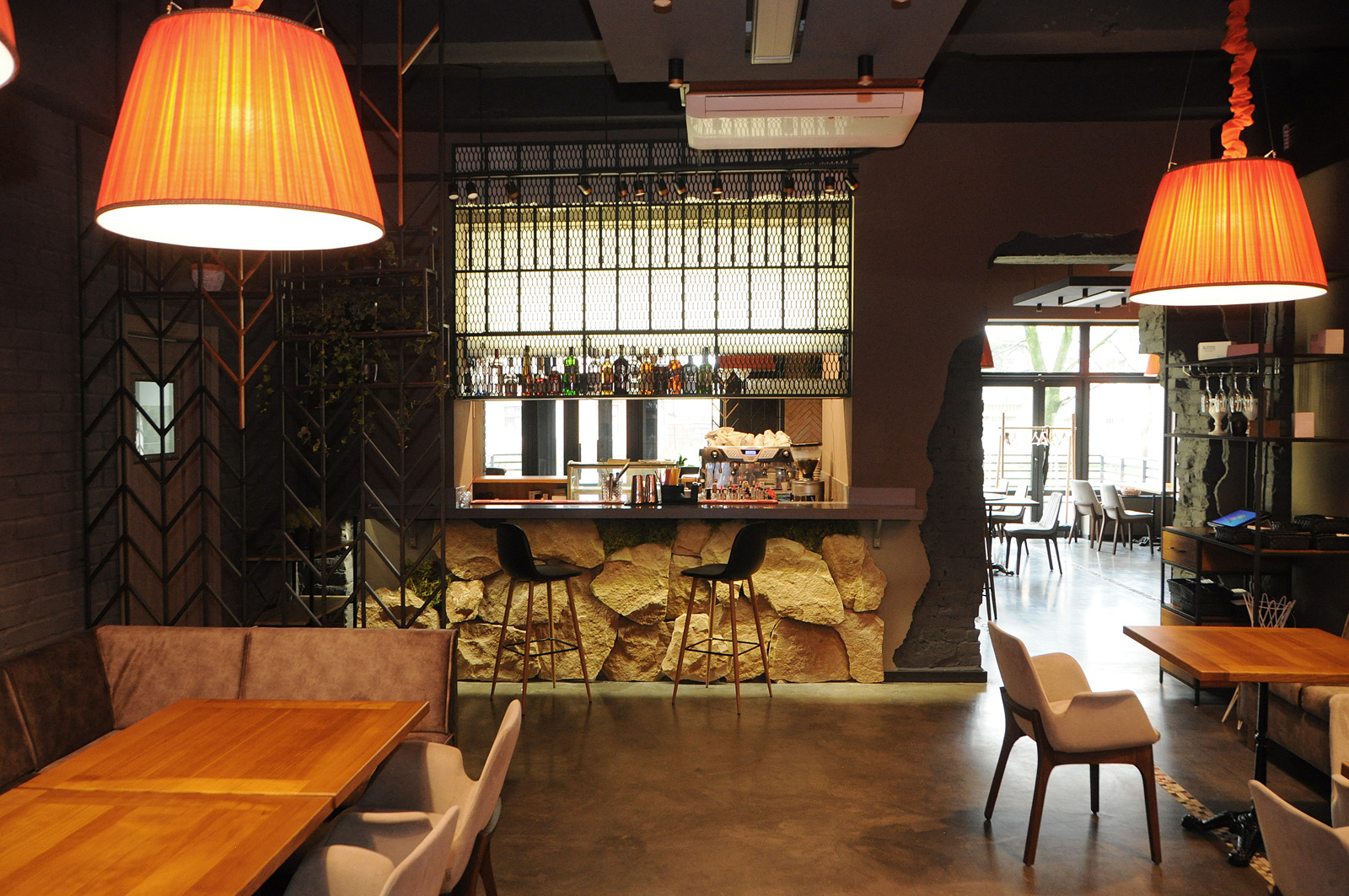 2017 年完成的 barrel 餐厅室内设计-2