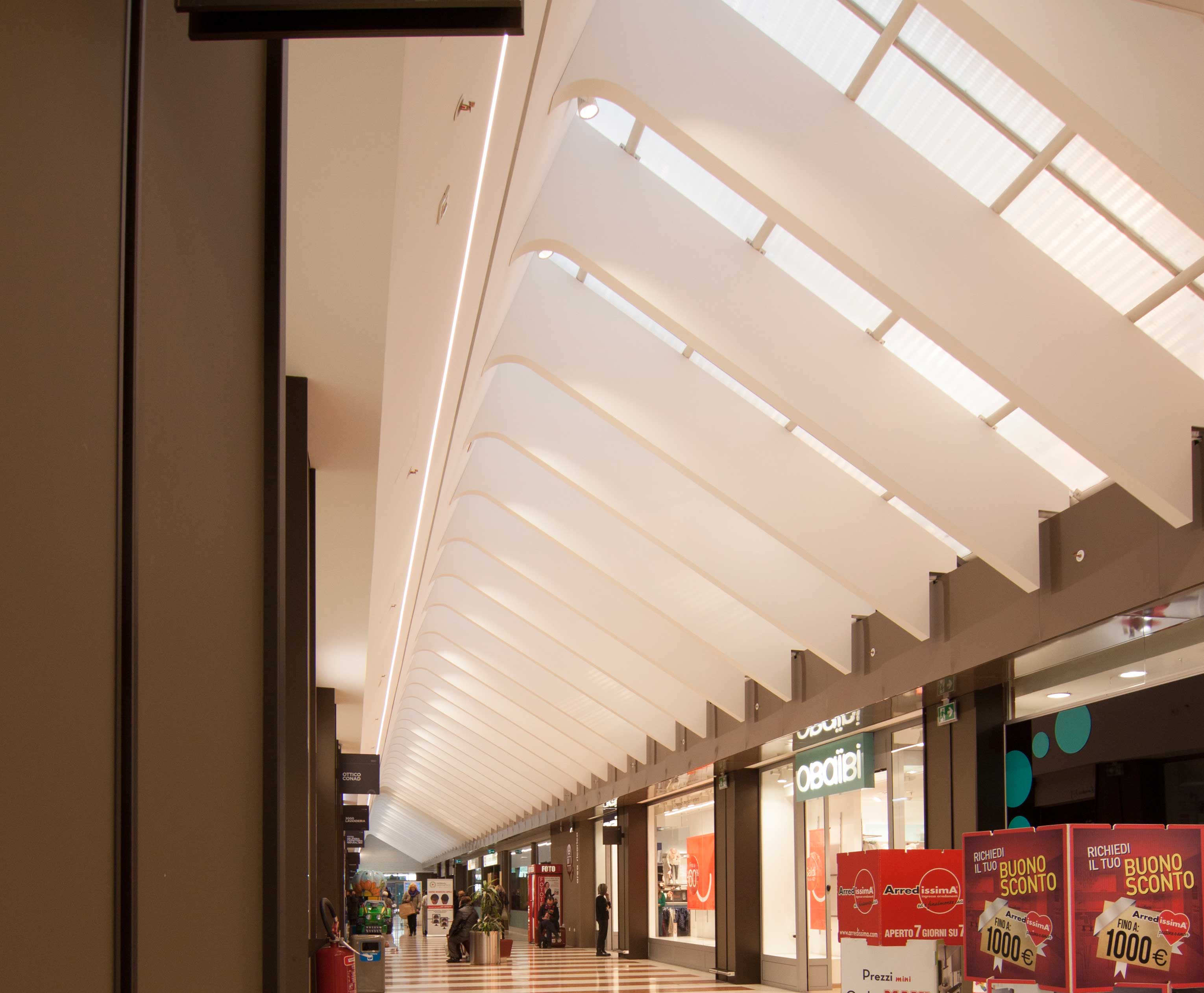 商业中心“拉罗通达”的翻新设计-26