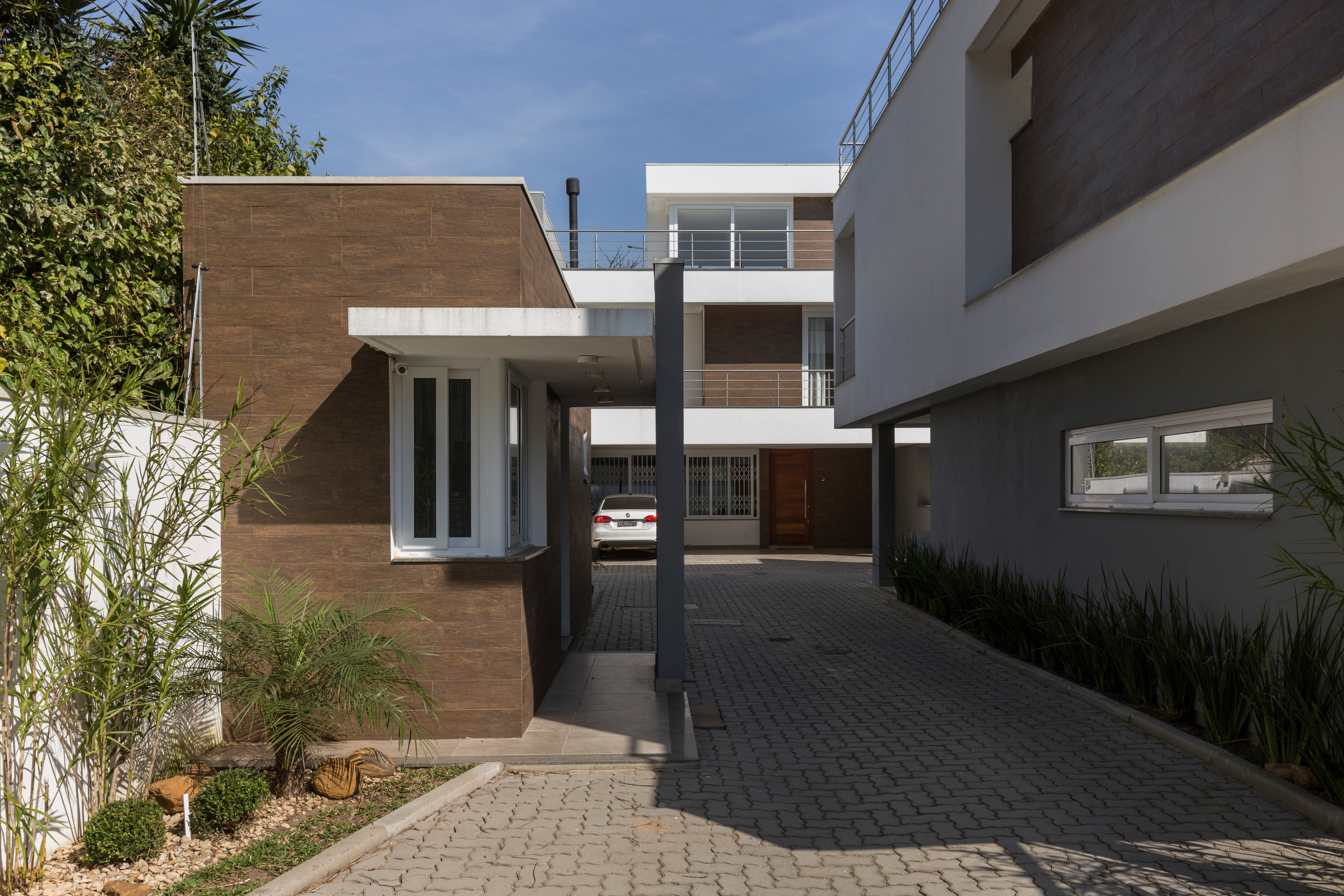 融合社区文化的巴西 Caeté 小公寓设计-5