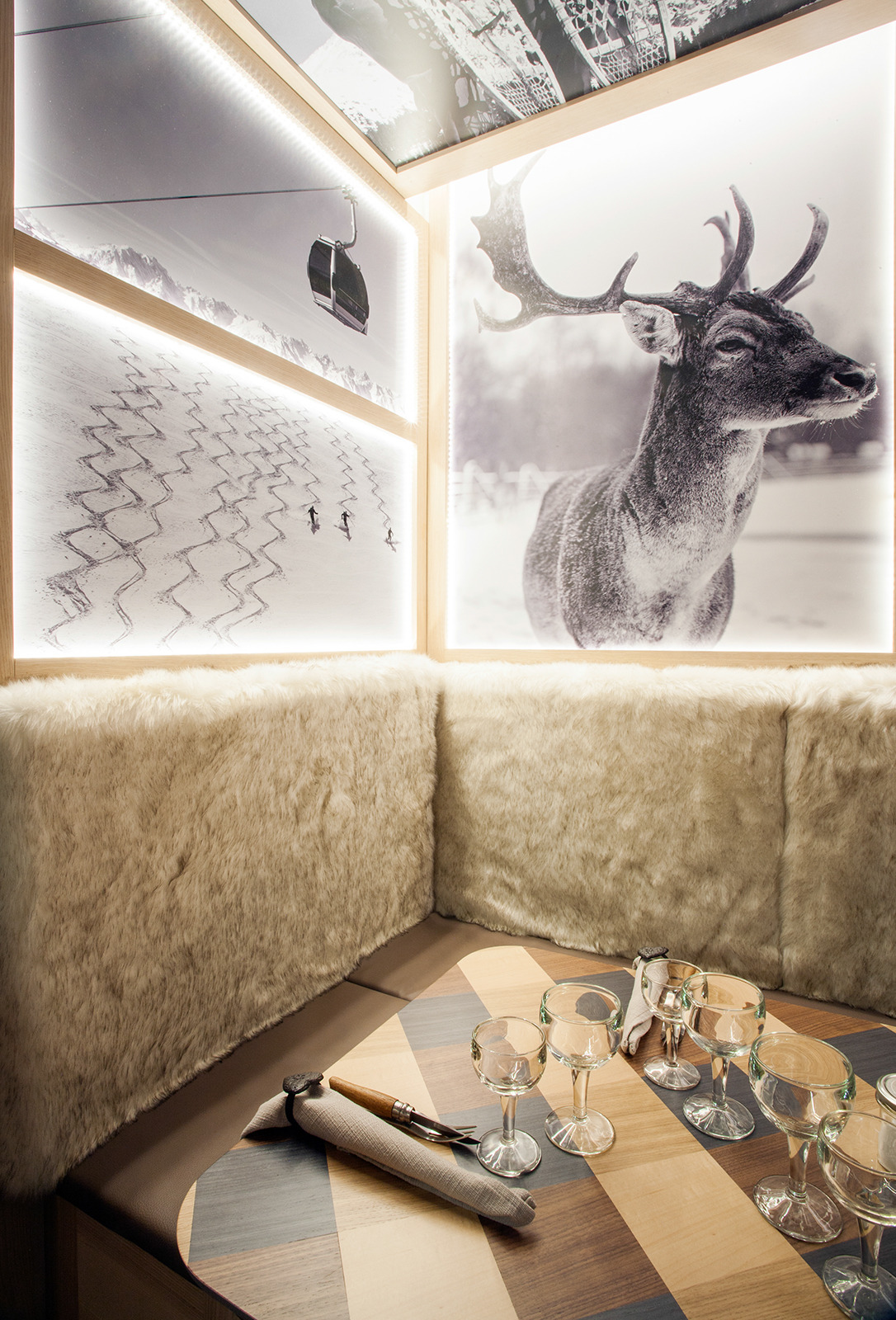 颠覆传统的山间餐厅设计-6