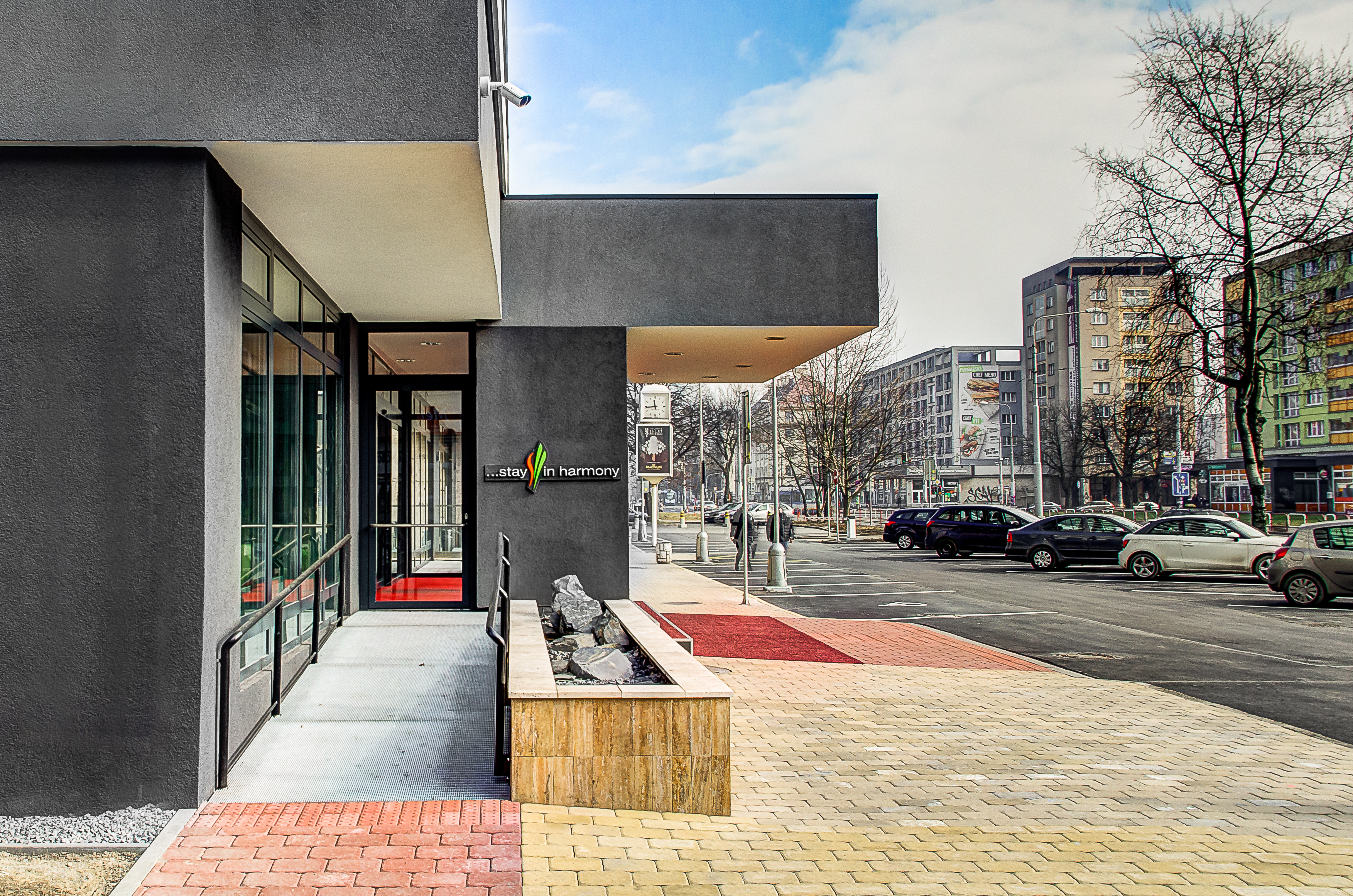 2015 年城市酒店和谐厅的现代改造-9