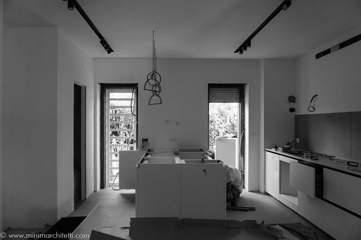 狭长厨房的开放式设计-29