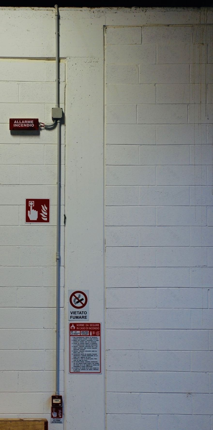 意大利 Polmac 公司总部工厂室内设计案例-22